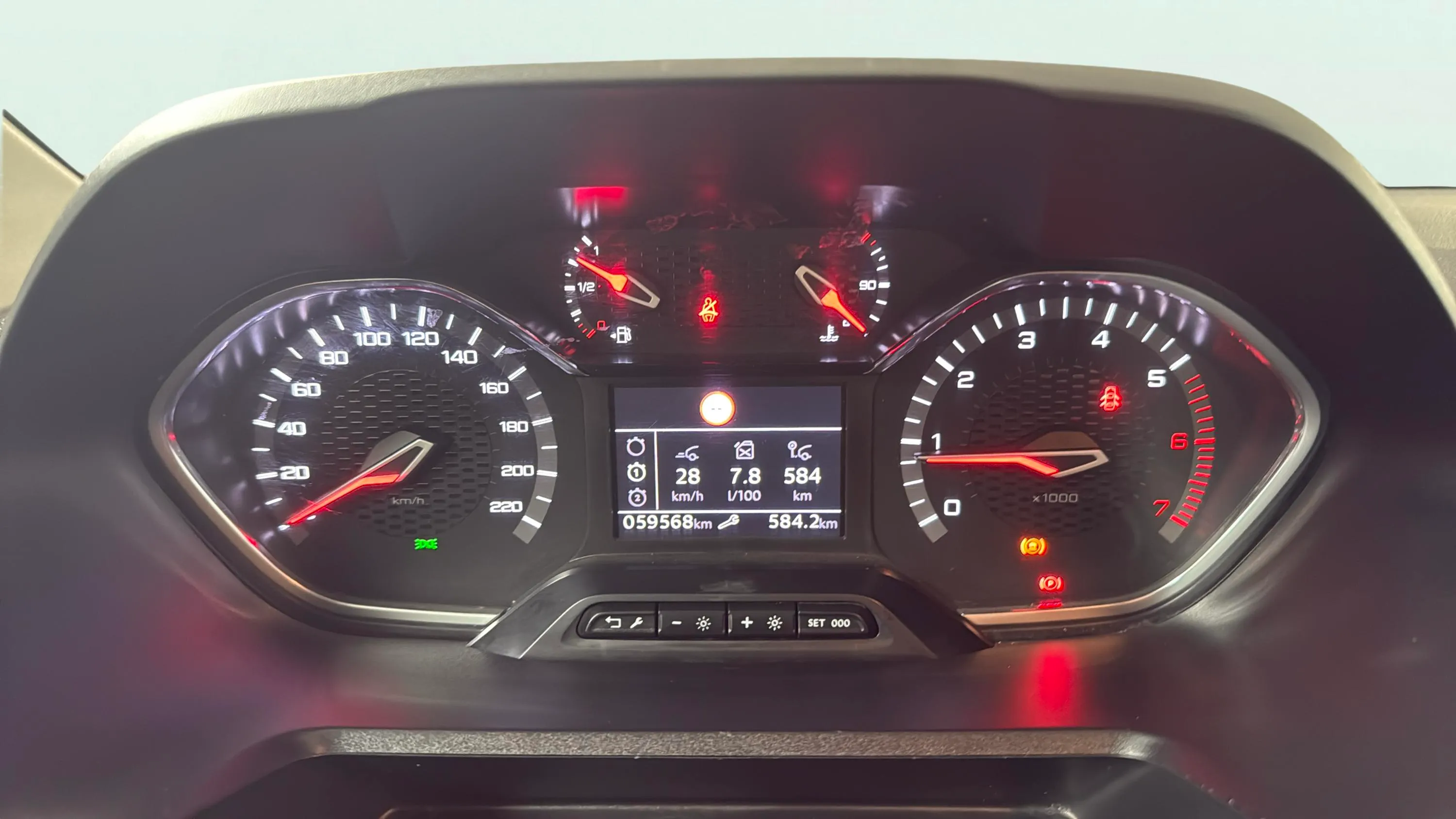 Peugeot Rifter GT BlueHDi 100 - foto 16