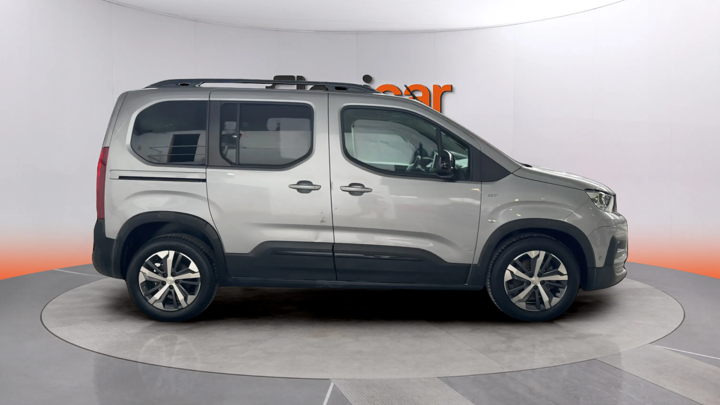 Peugeot Rifter GT BlueHDi 100 - foto 8
