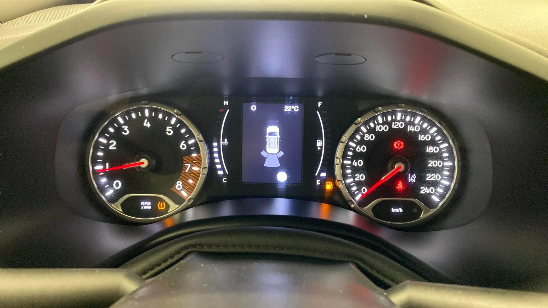Jeep Renegade Longitude 1.0G 4x2 - foto 25