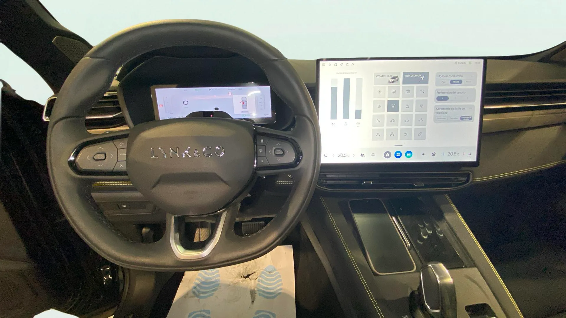 Lynk & Co 01 1.5 PHEV More - foto 11