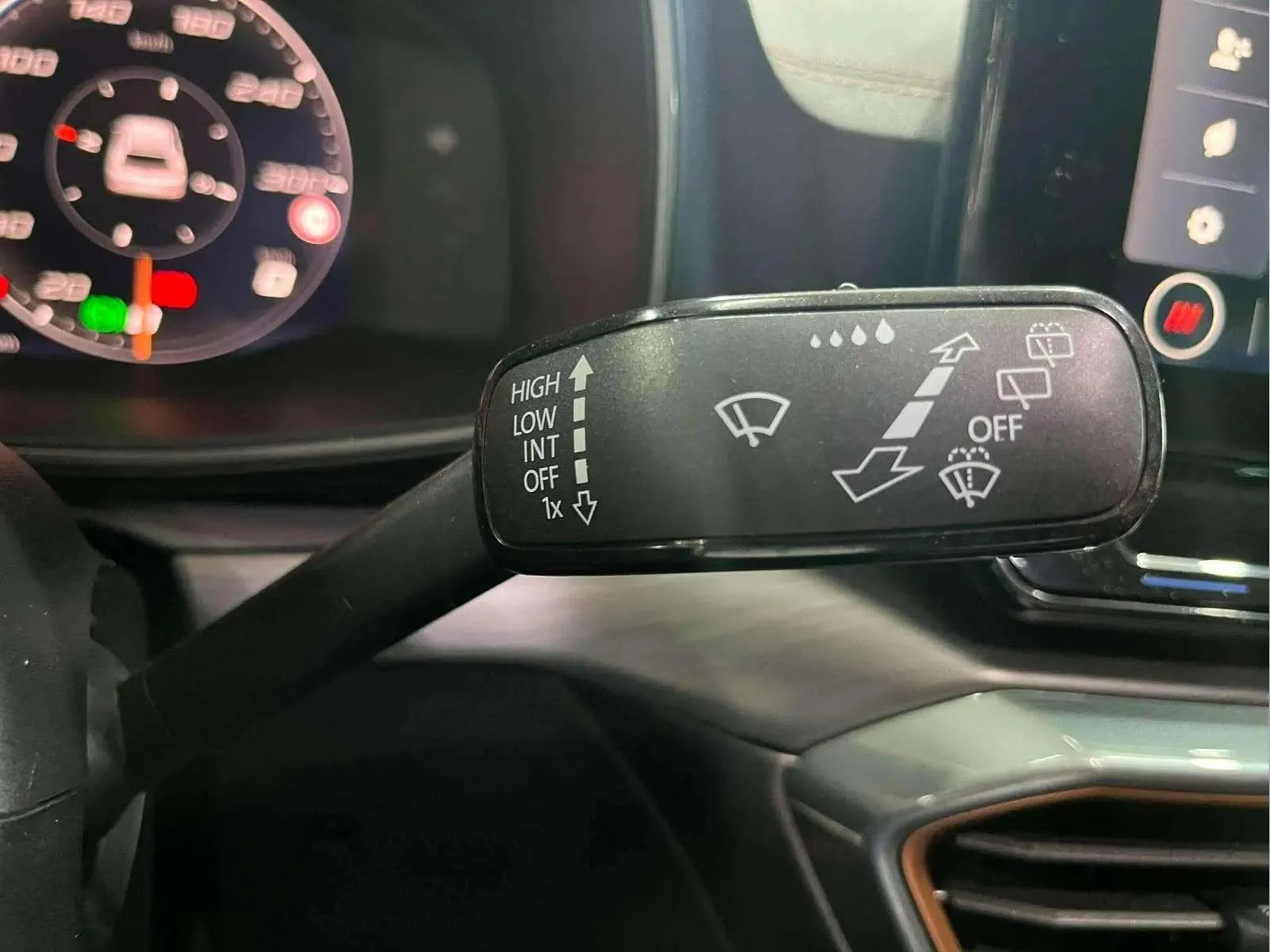 Cupra Formentor 1.5 TSI DSG - foto 22