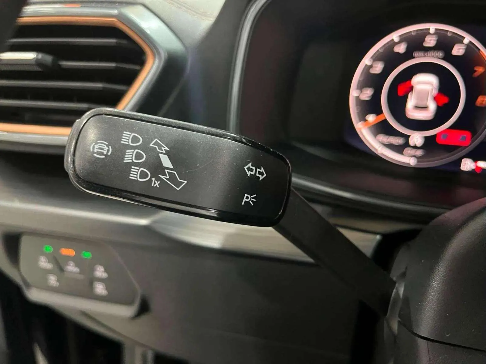 Cupra Formentor 1.5 TSI DSG - foto 21