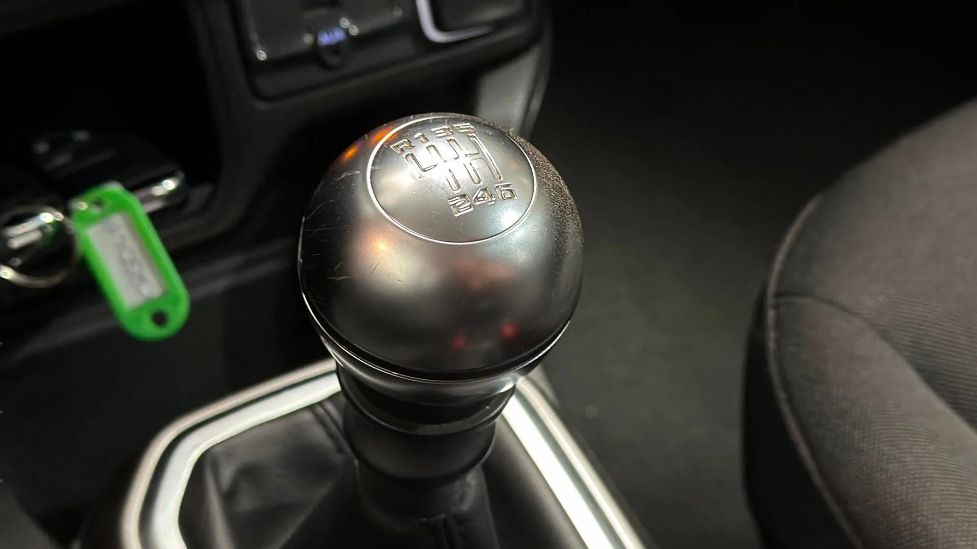 Jeep Renegade Longitude 1.0G 4x2 - foto 22