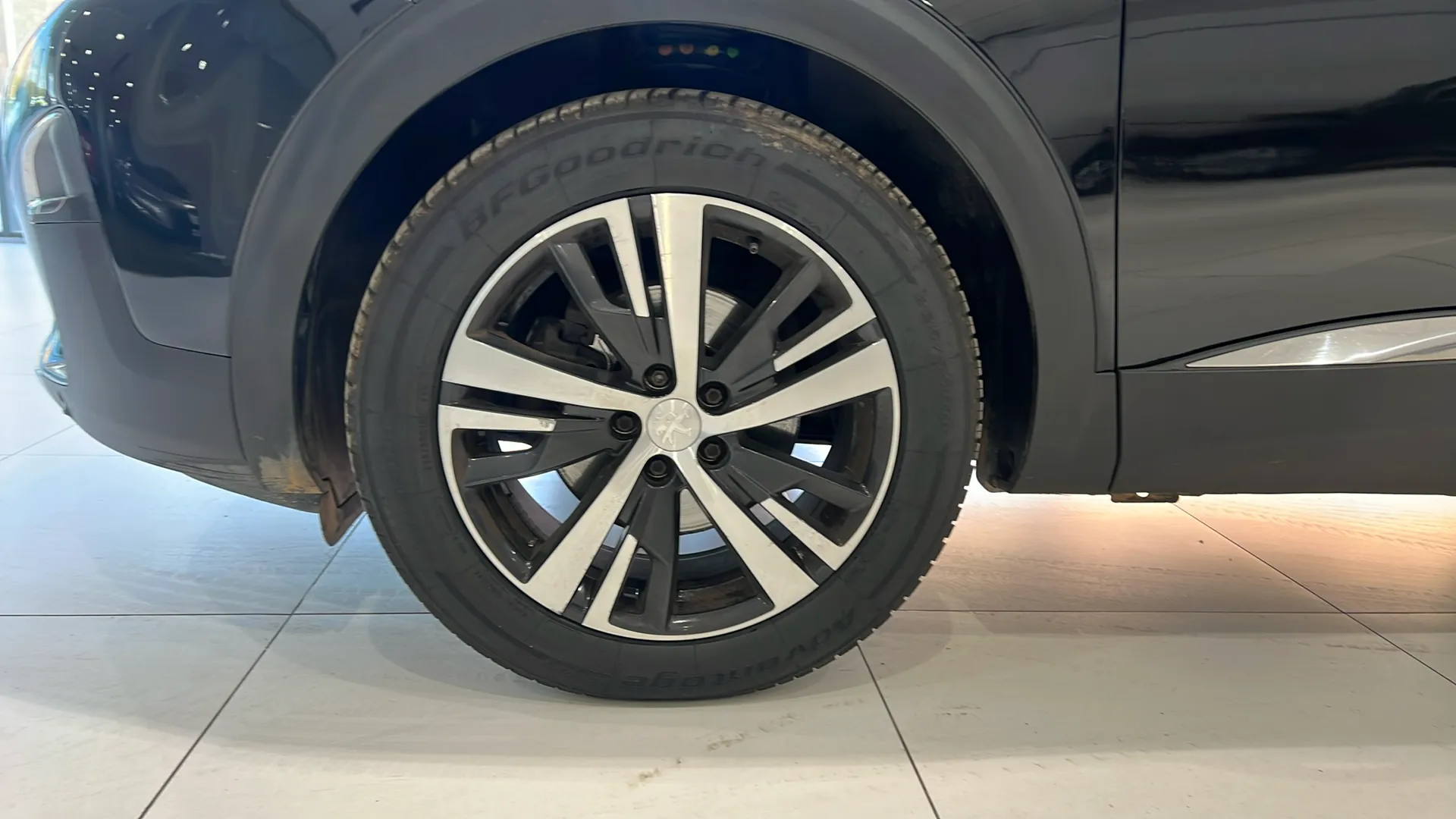Peugeot 5008 1.5 BlueHDi Allure - foto 19
