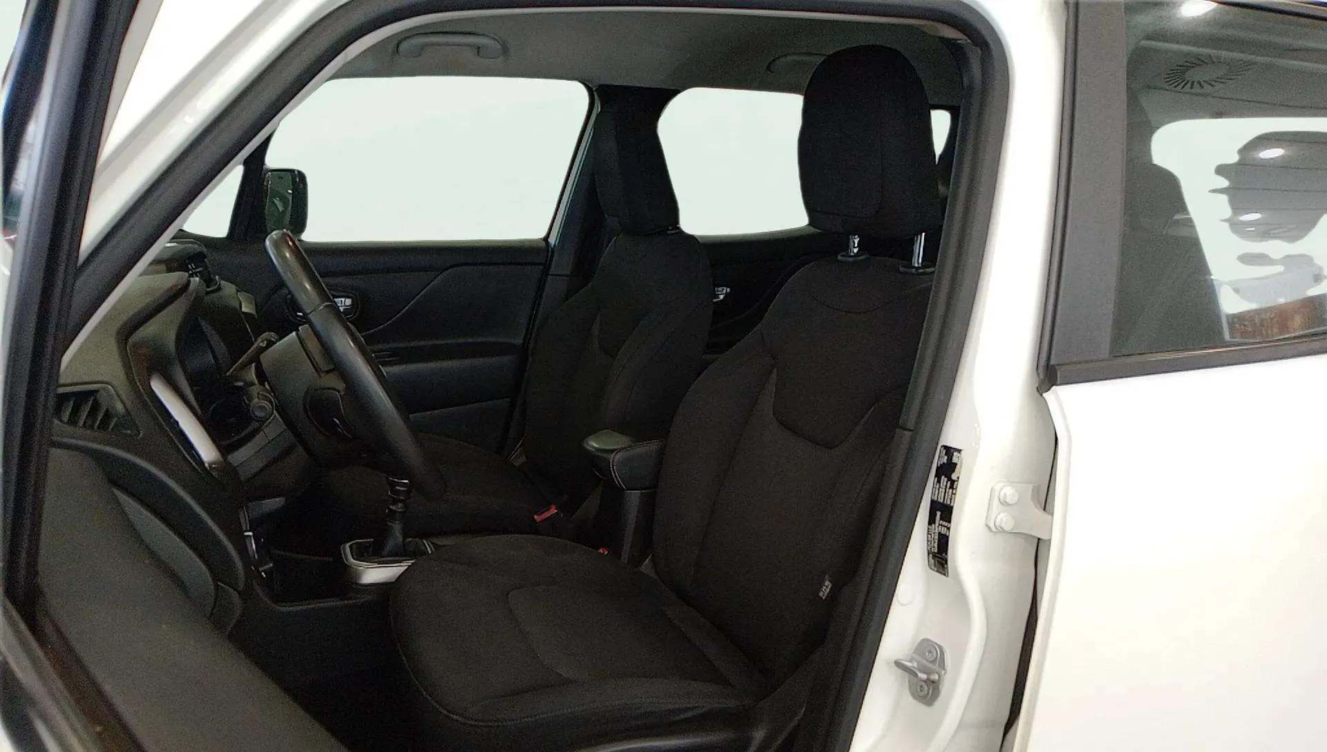Jeep Renegade Longitude 1.0G 4x2 - foto 18