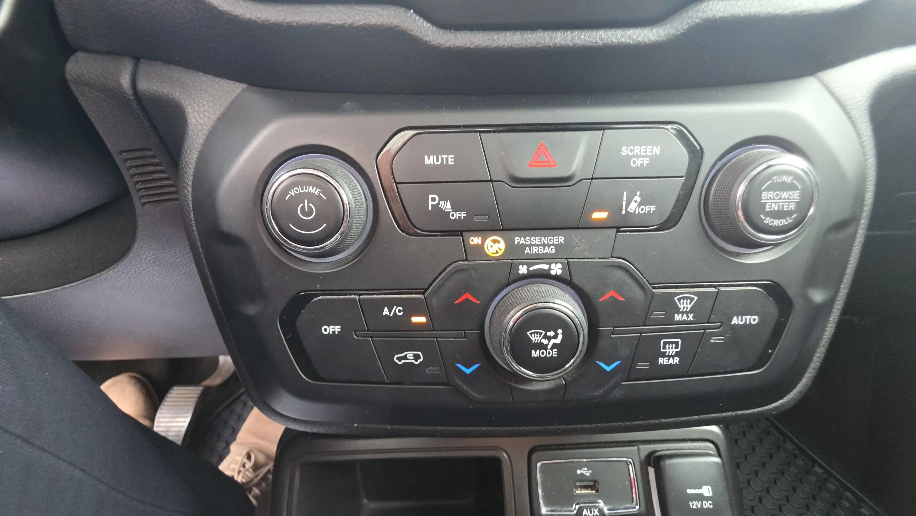Jeep Renegade Longitude 1.0G 4x2 - foto 19