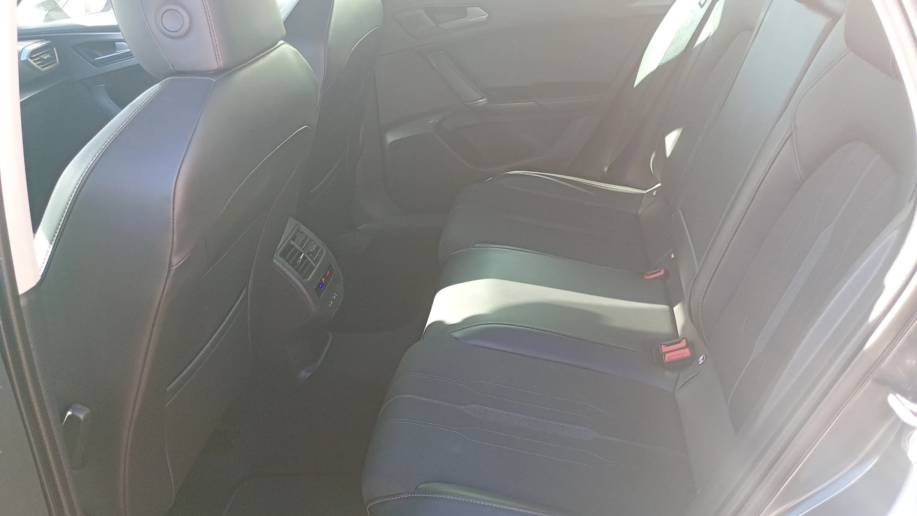 Cupra Formentor 1.5 TSI DSG - foto 10