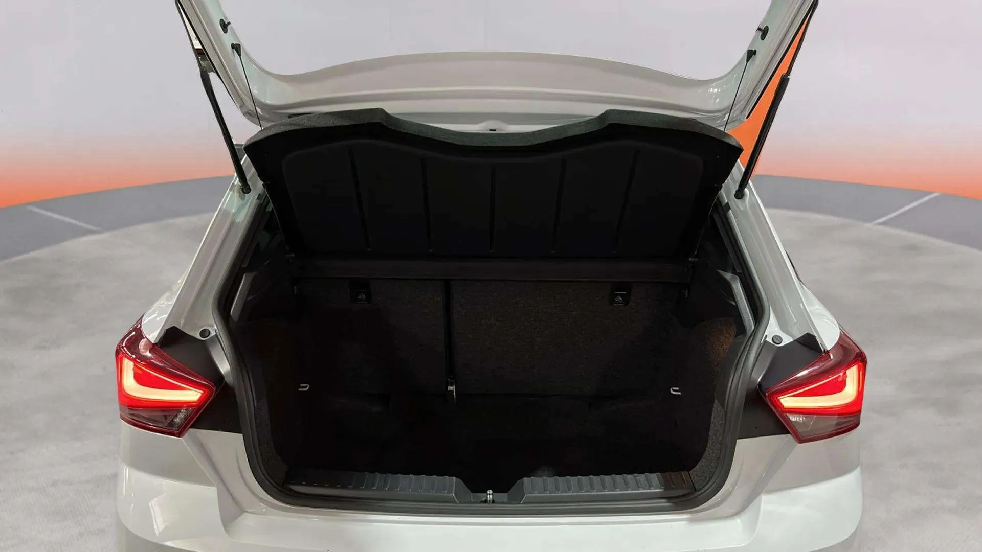 SEAT Ibiza 1.0 TSI Special Edition Xcellence - foto 27