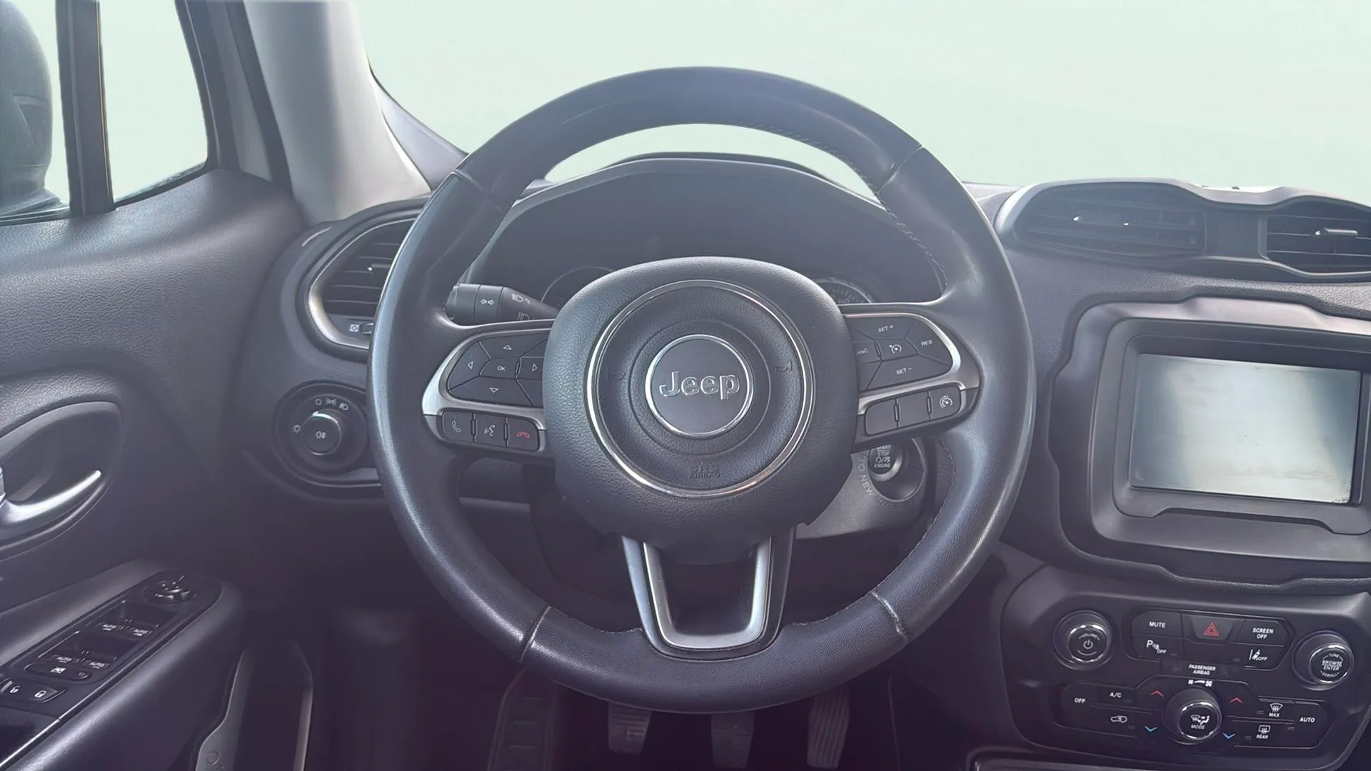 Jeep Renegade Longitude 1.0G 4x2 - foto 12