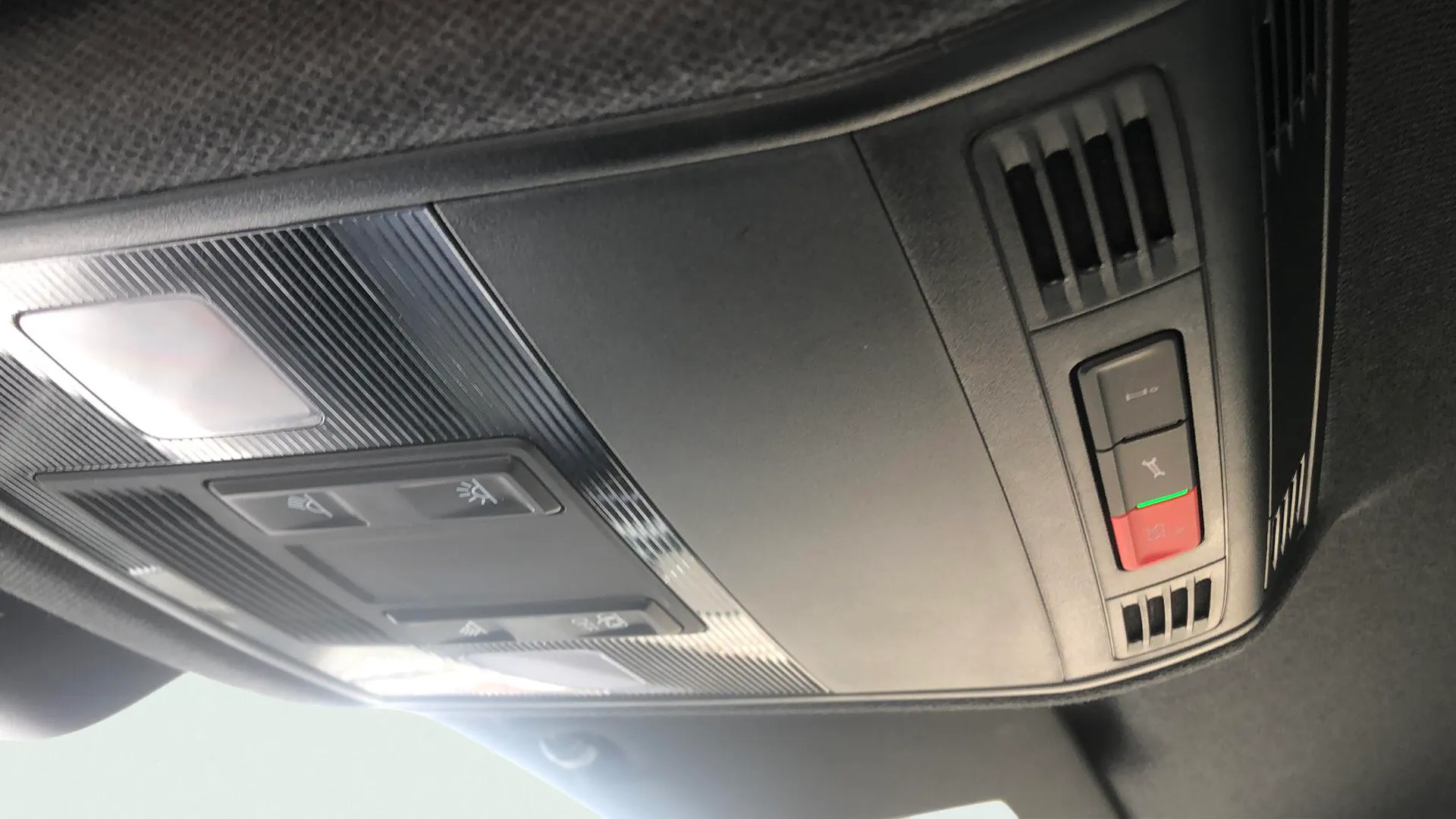SEAT Arona 1.5 TSI DSG FR XL - foto 21