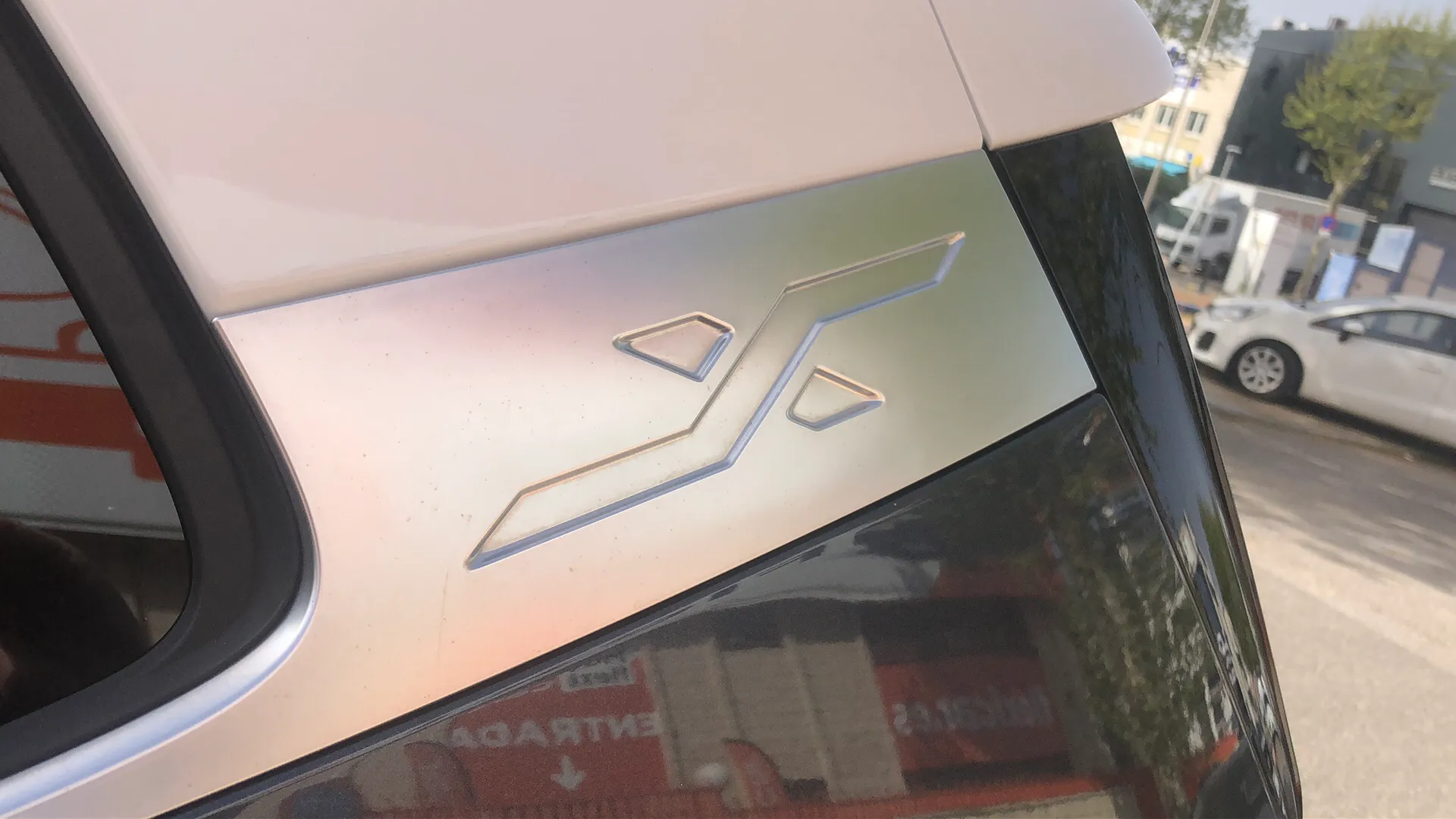 SEAT Arona 1.5 TSI DSG FR XL - foto 18