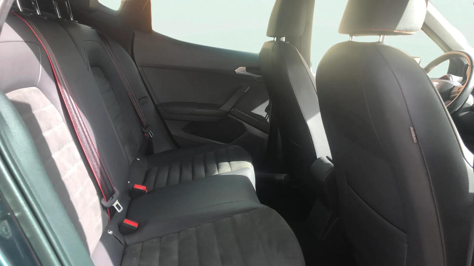 SEAT Arona 1.5 TSI DSG FR XL - foto 10