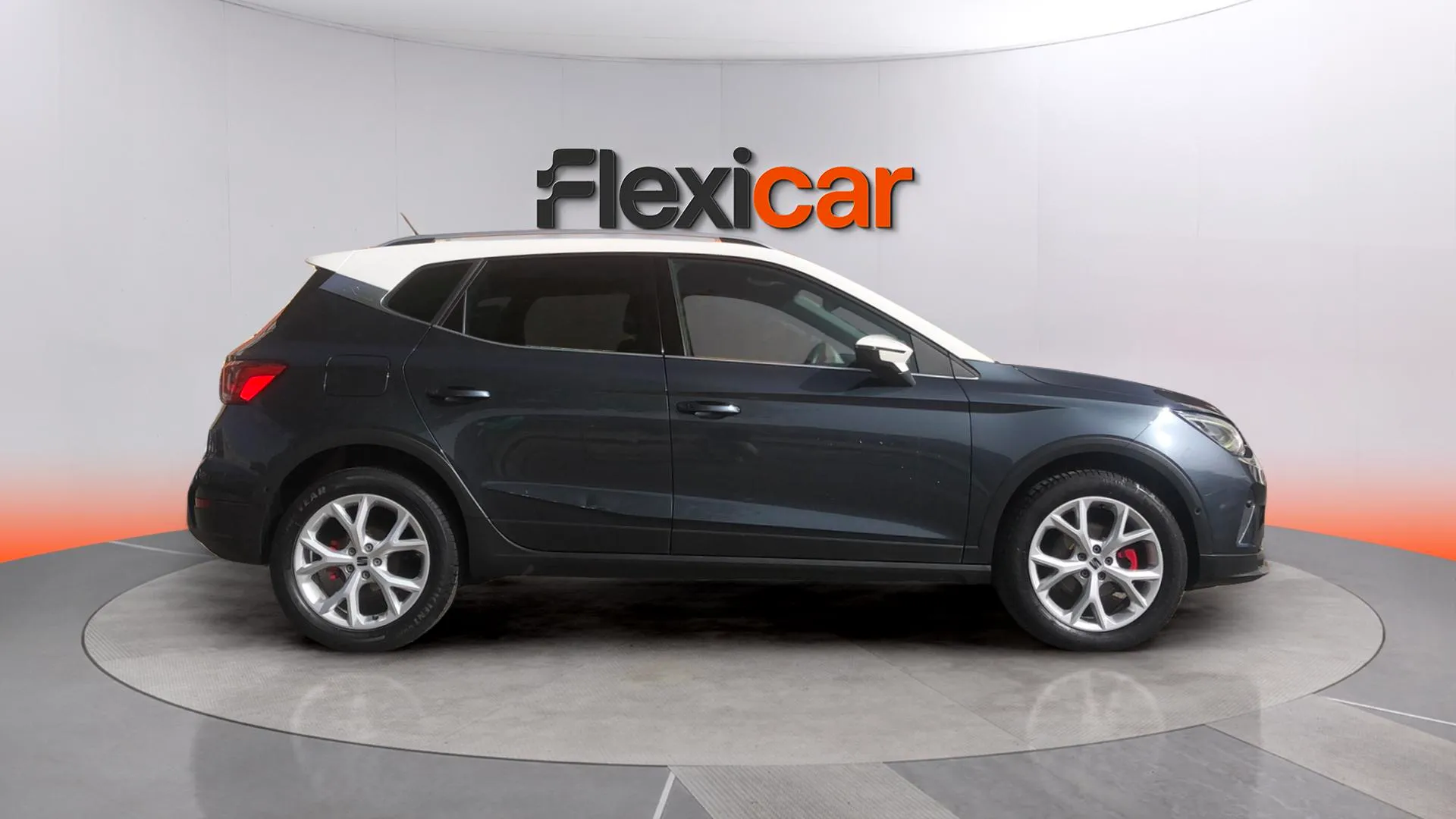 SEAT Arona 1.5 TSI DSG FR XL - foto 3