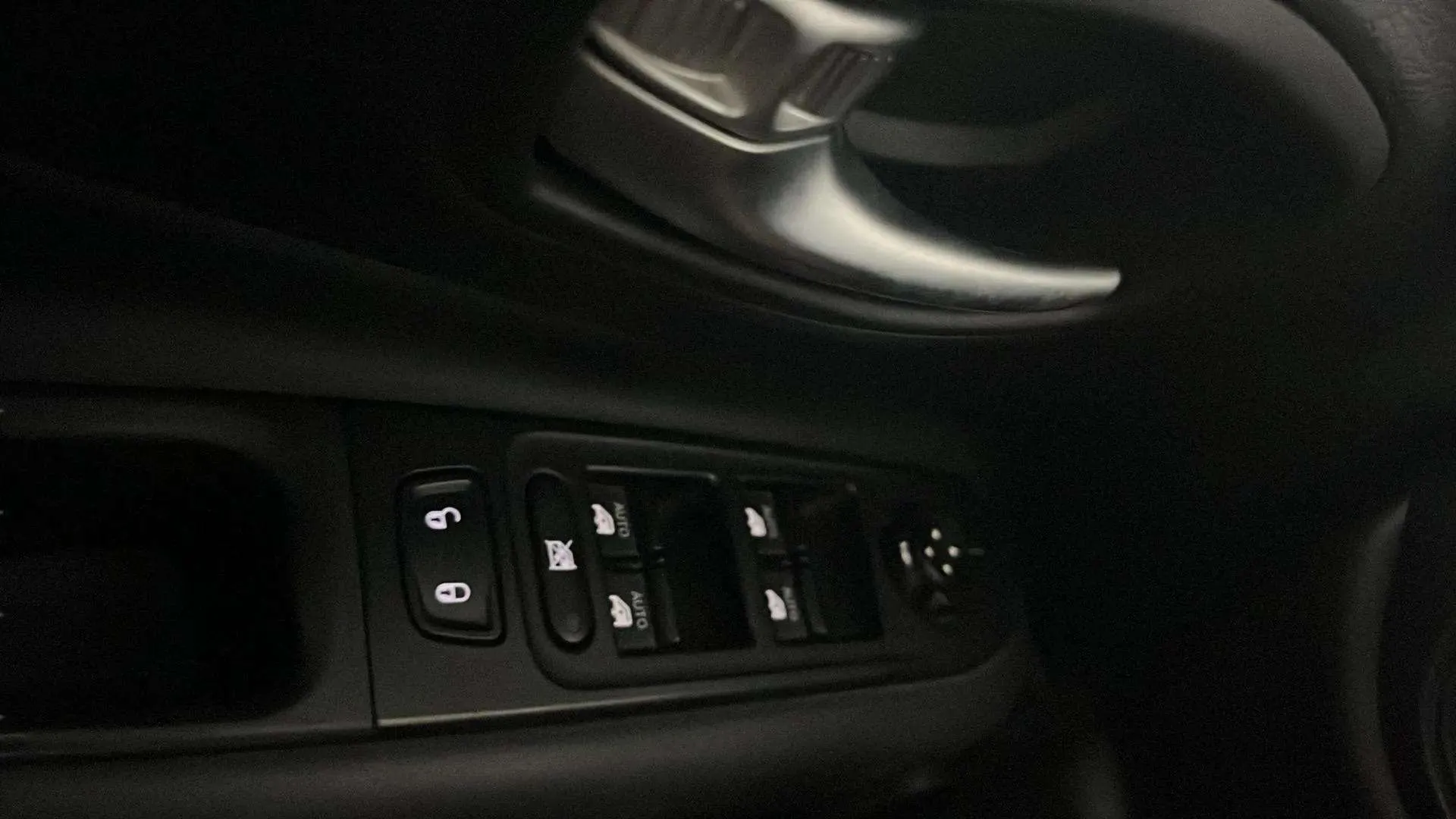 Jeep Renegade Longitude 1.0G 4x2 - foto 22