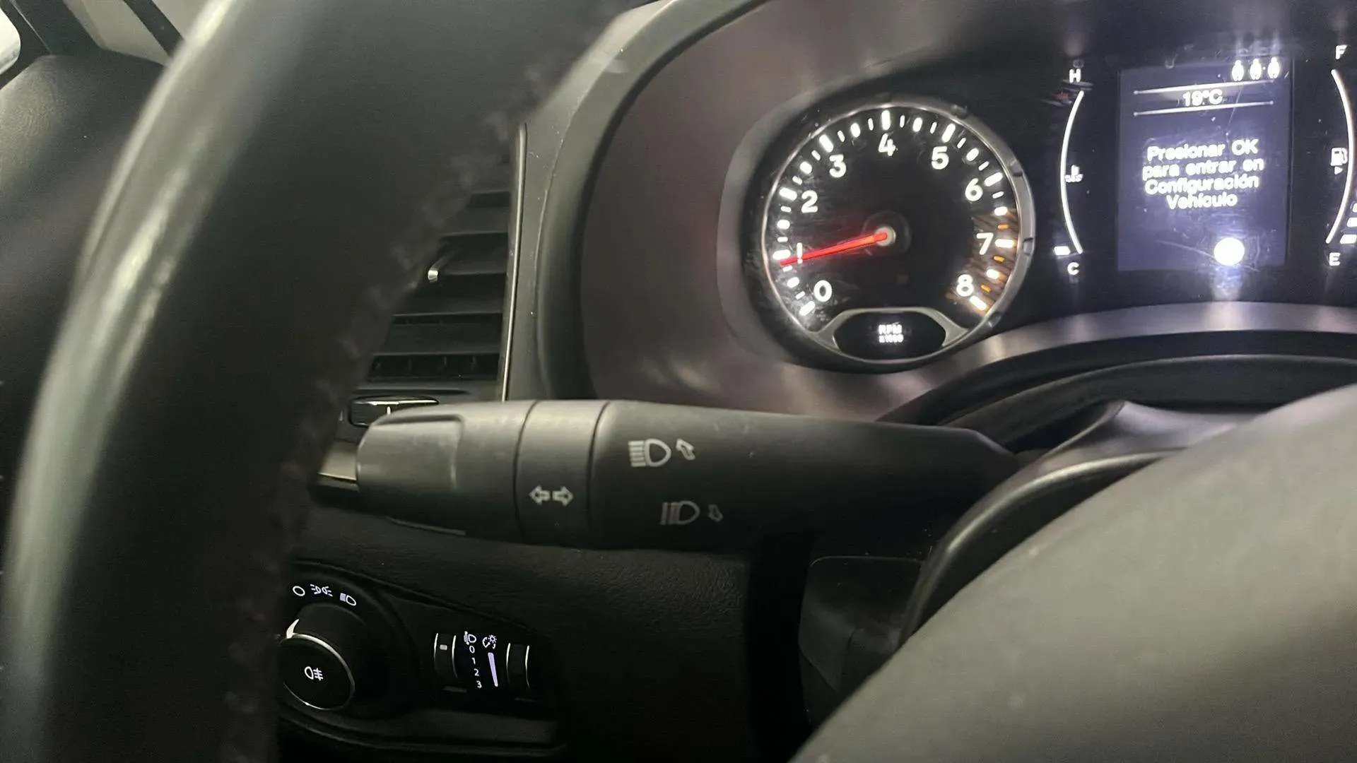 Jeep Renegade Longitude 1.0G 4x2 - foto 15
