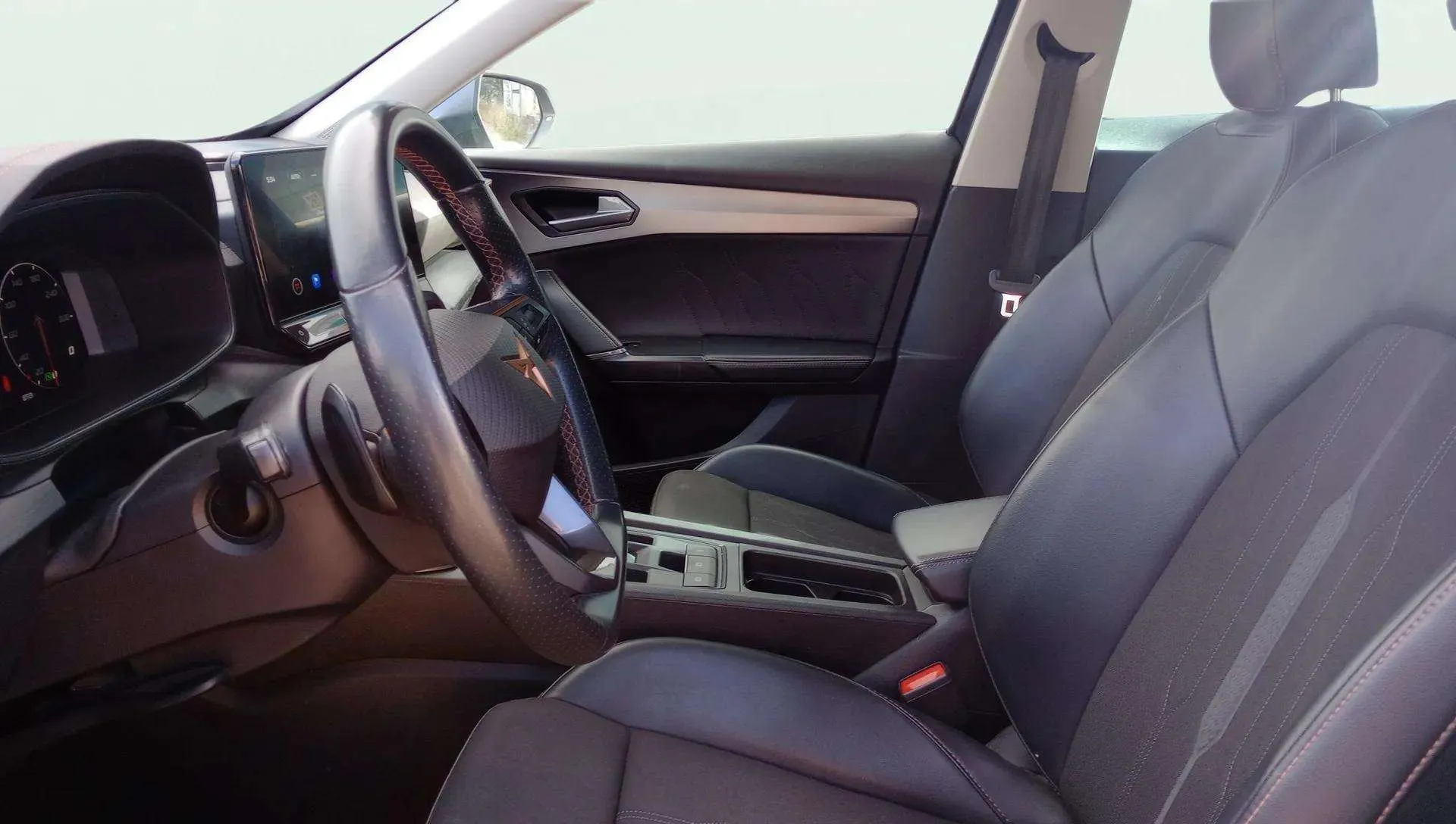 Cupra Formentor 1.5 TSI DSG - foto 21