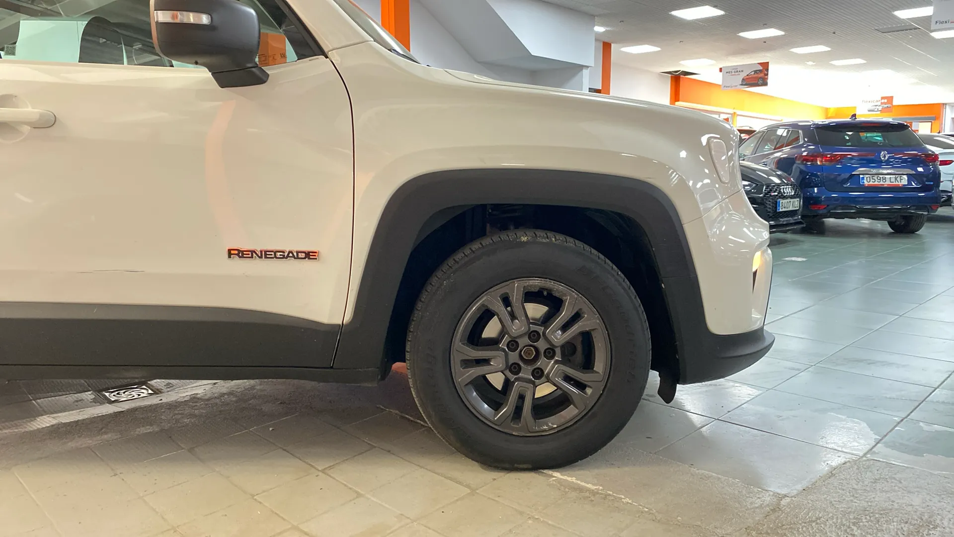 Jeep Renegade Longitude 1.0G 4x2 - foto 25