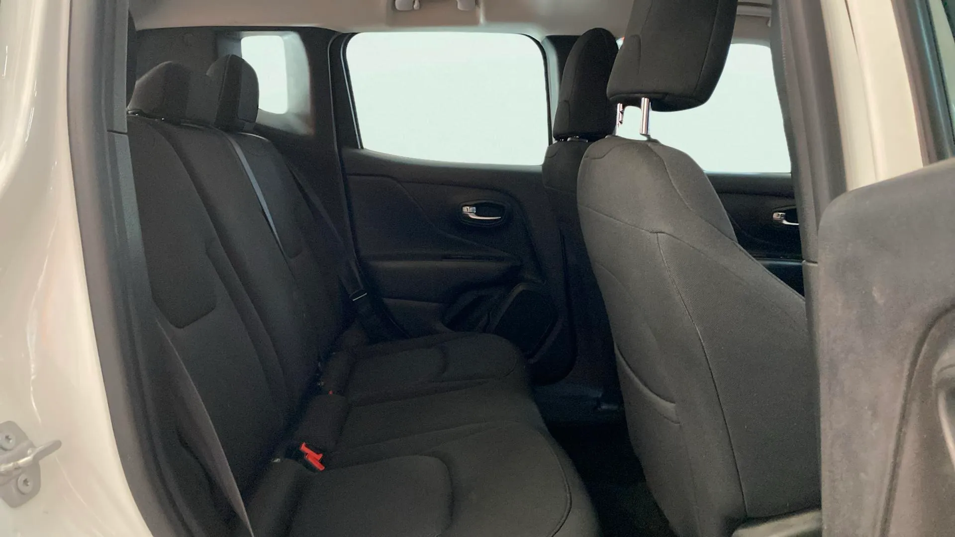 Jeep Renegade Longitude 1.0G 4x2 - foto 12