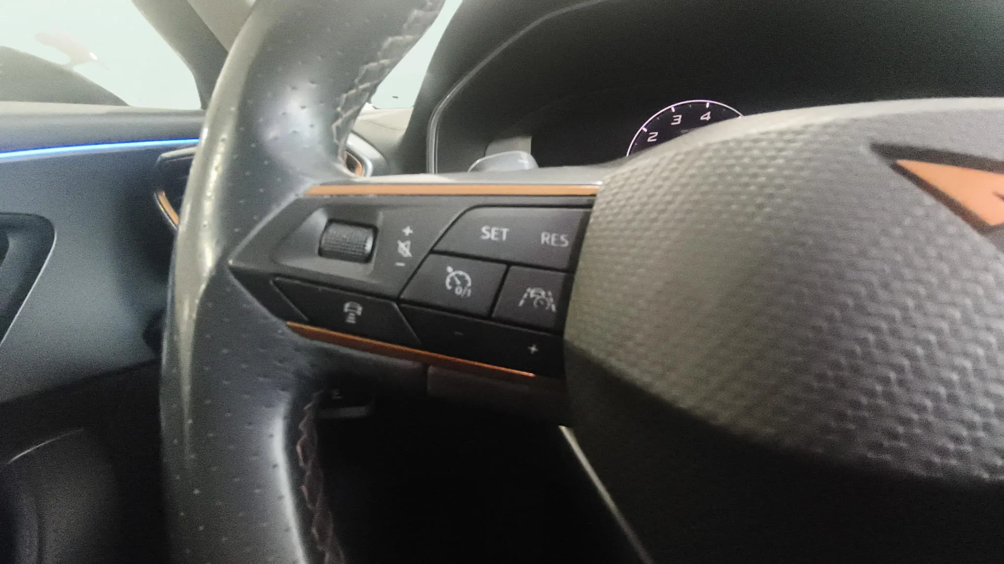 Cupra Formentor 1.5 TSI DSG - foto 15