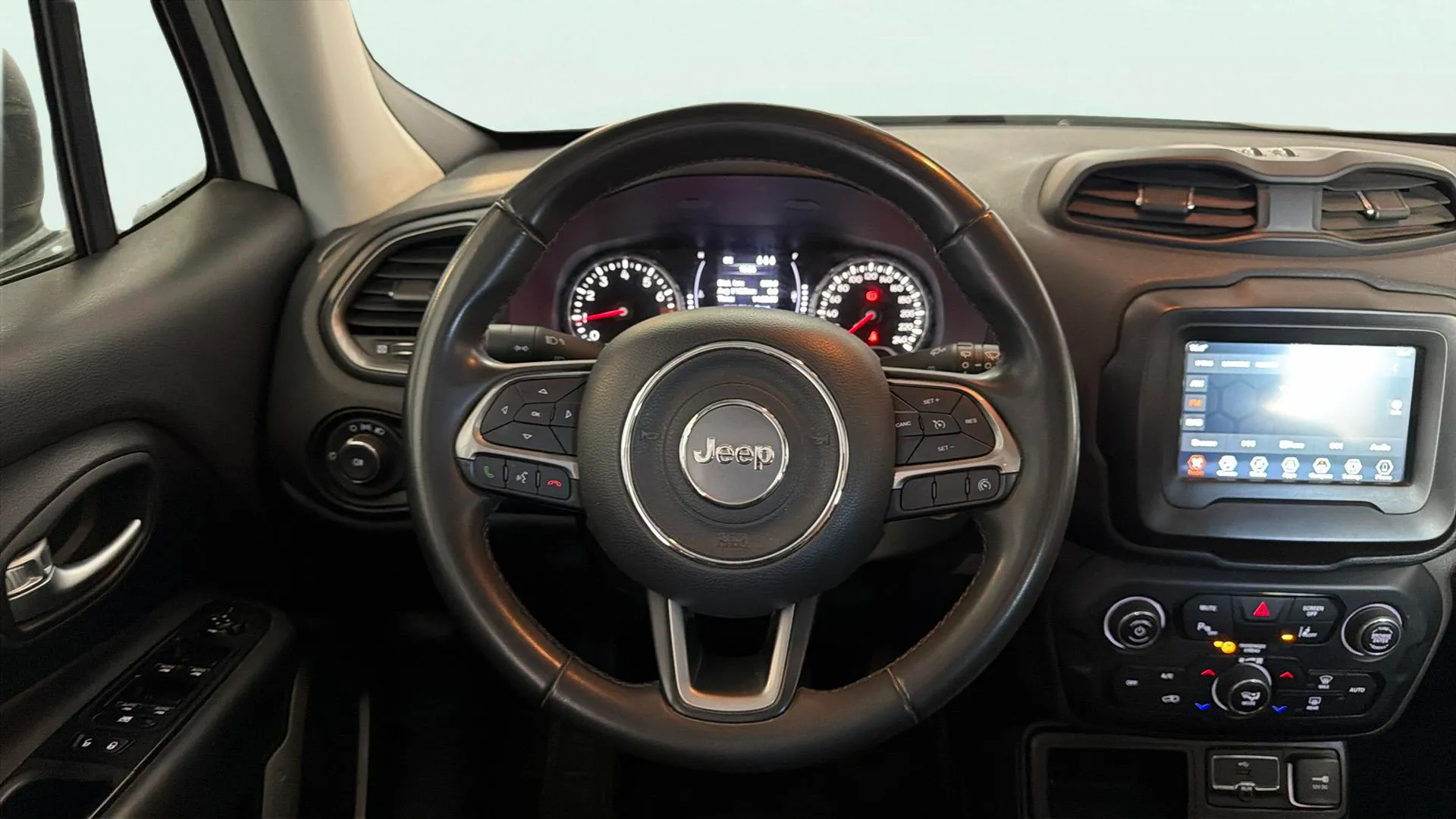 Jeep Renegade Longitude 1.0G 4x2 - foto 11