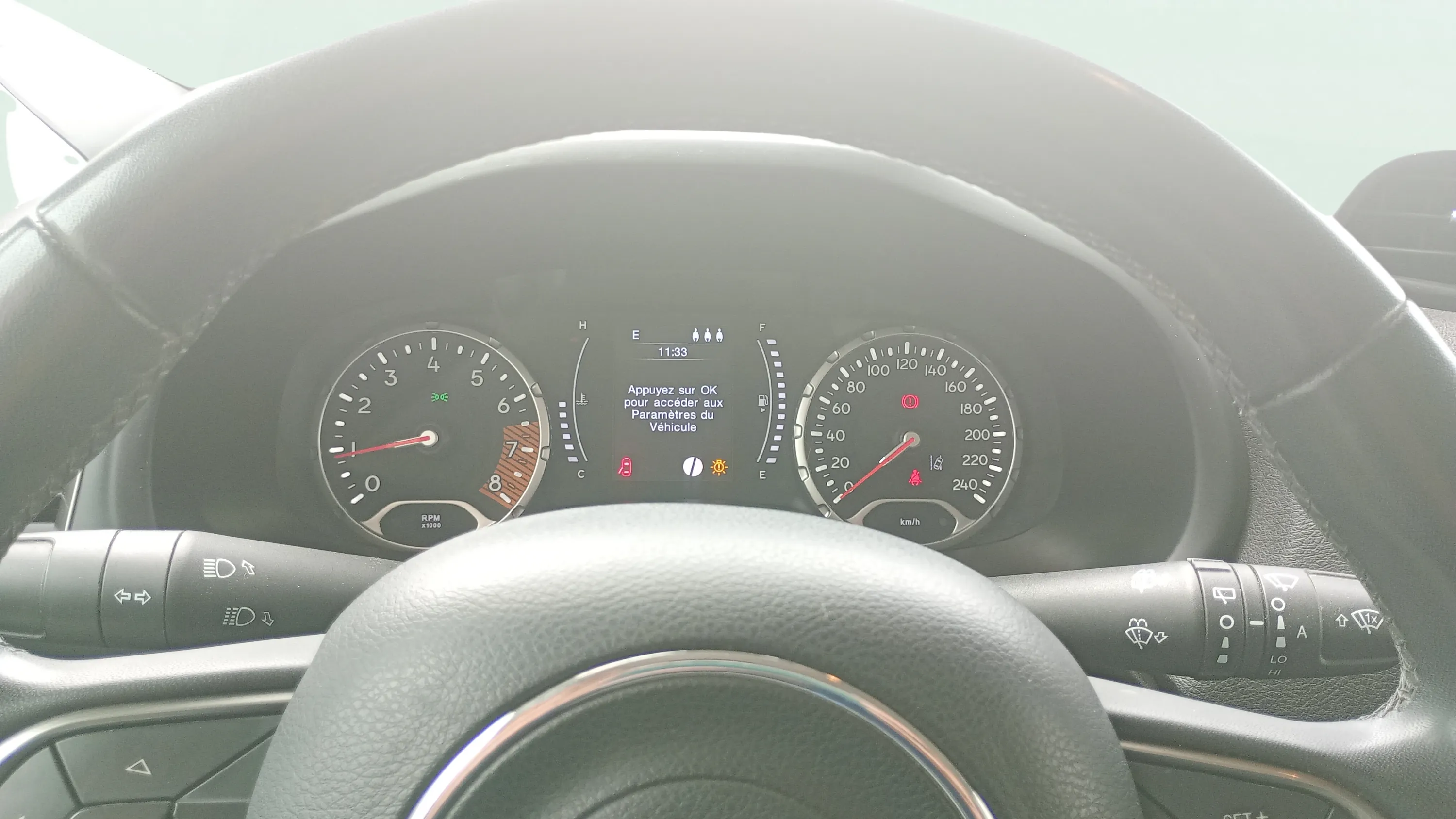 Jeep Renegade Longitude 1.0G 4x2 - foto 12