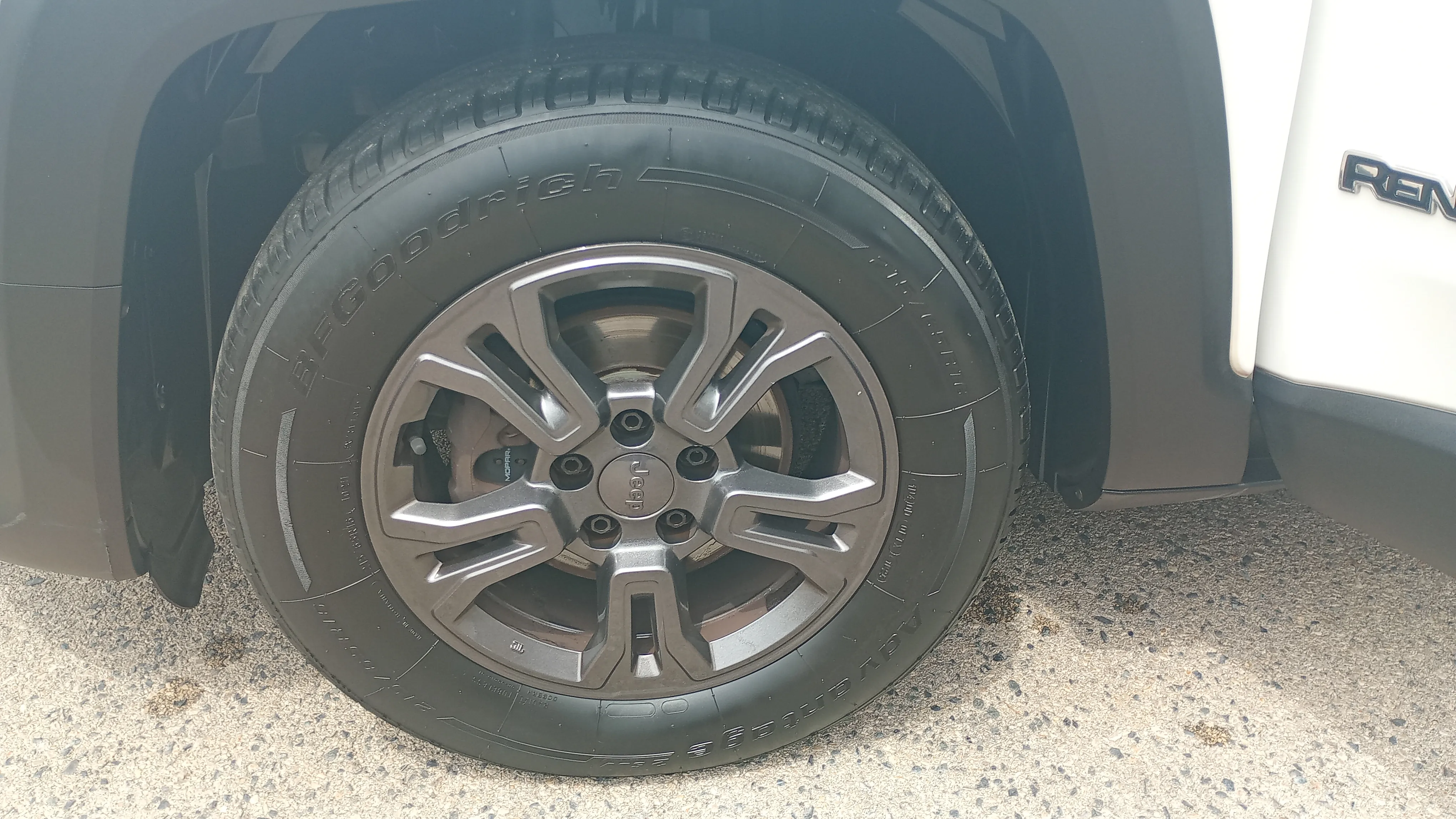 Jeep Renegade Longitude 1.0G 4x2 - foto 17