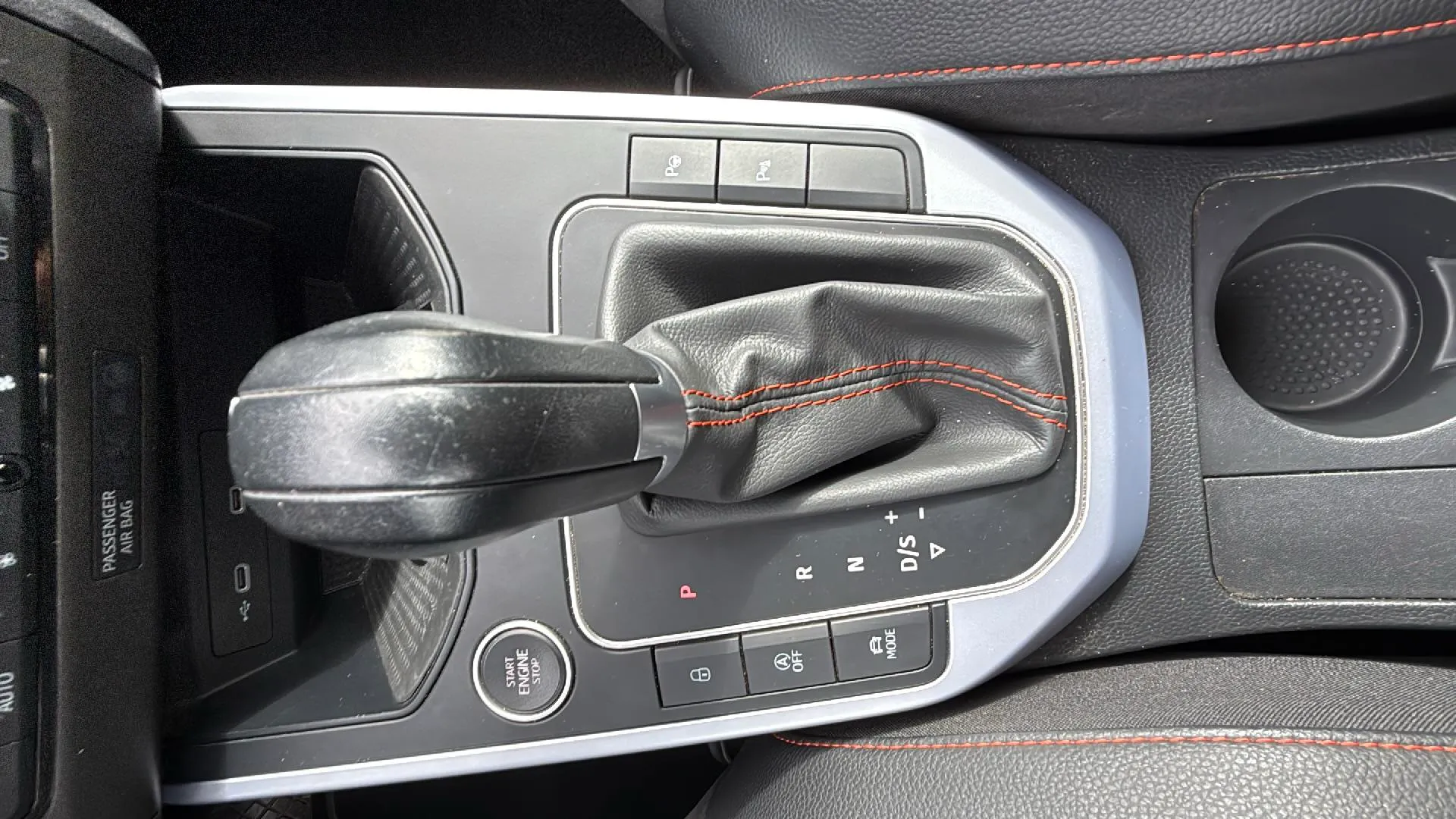 SEAT Arona 1.5 TSI DSG FR XL - foto 13