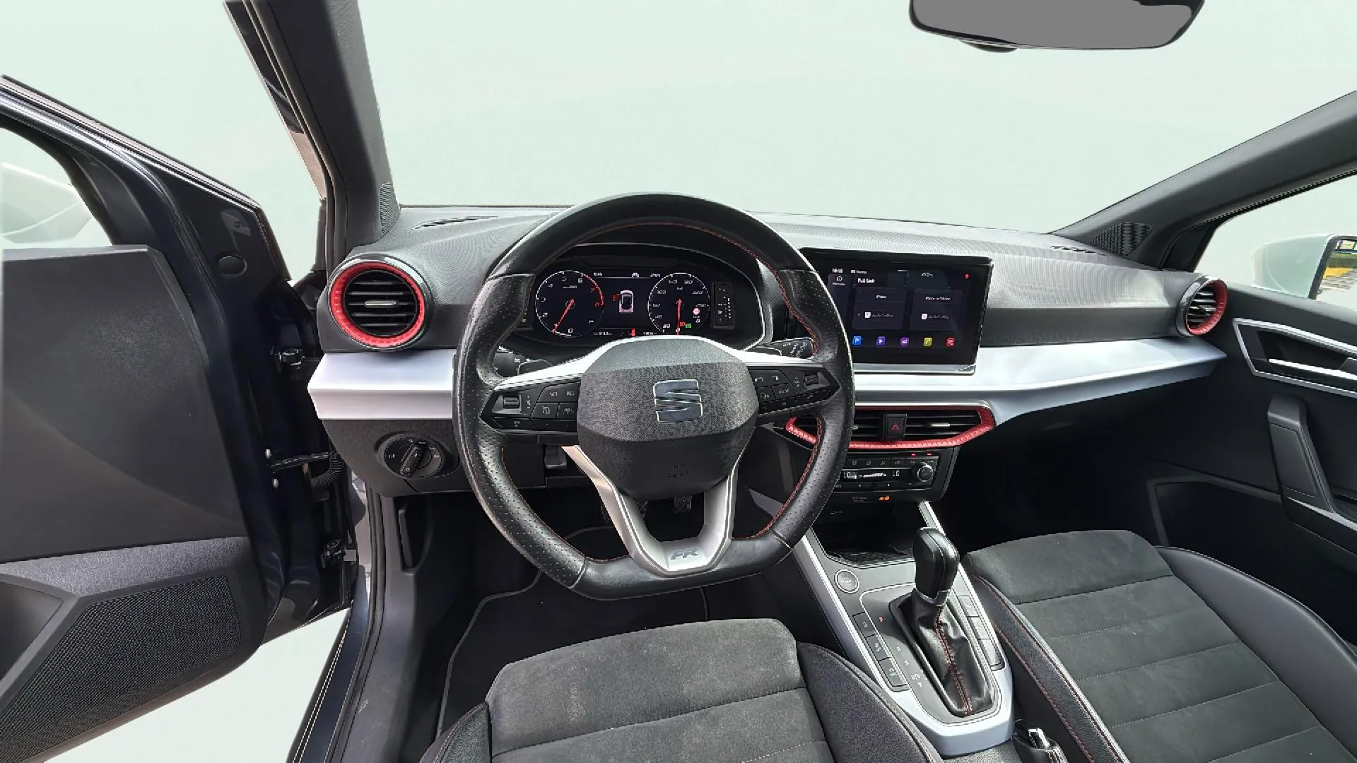 SEAT Arona 1.5 TSI DSG FR XL - foto 9
