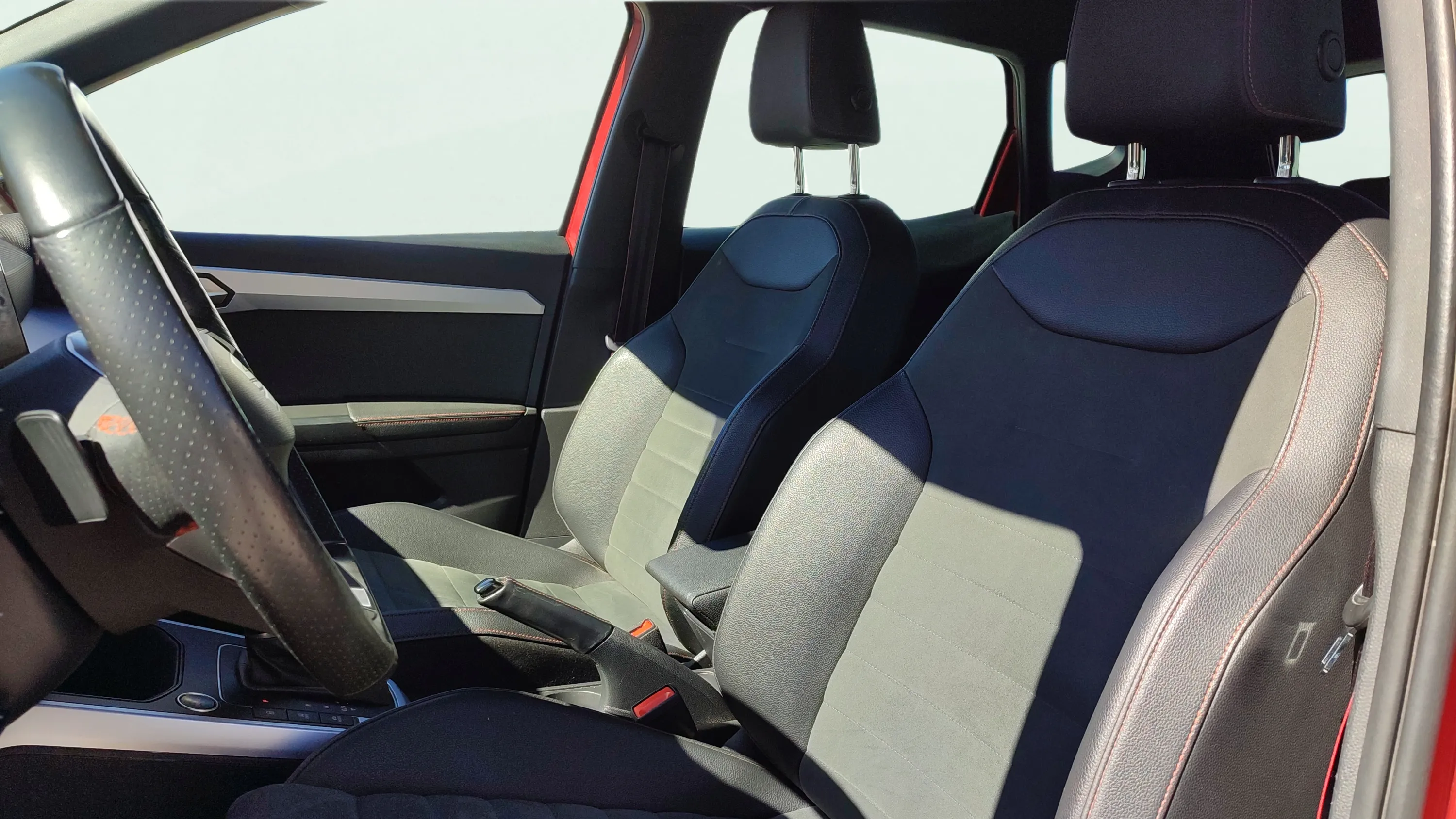 SEAT Arona 1.5 TSI DSG FR XL - foto 15