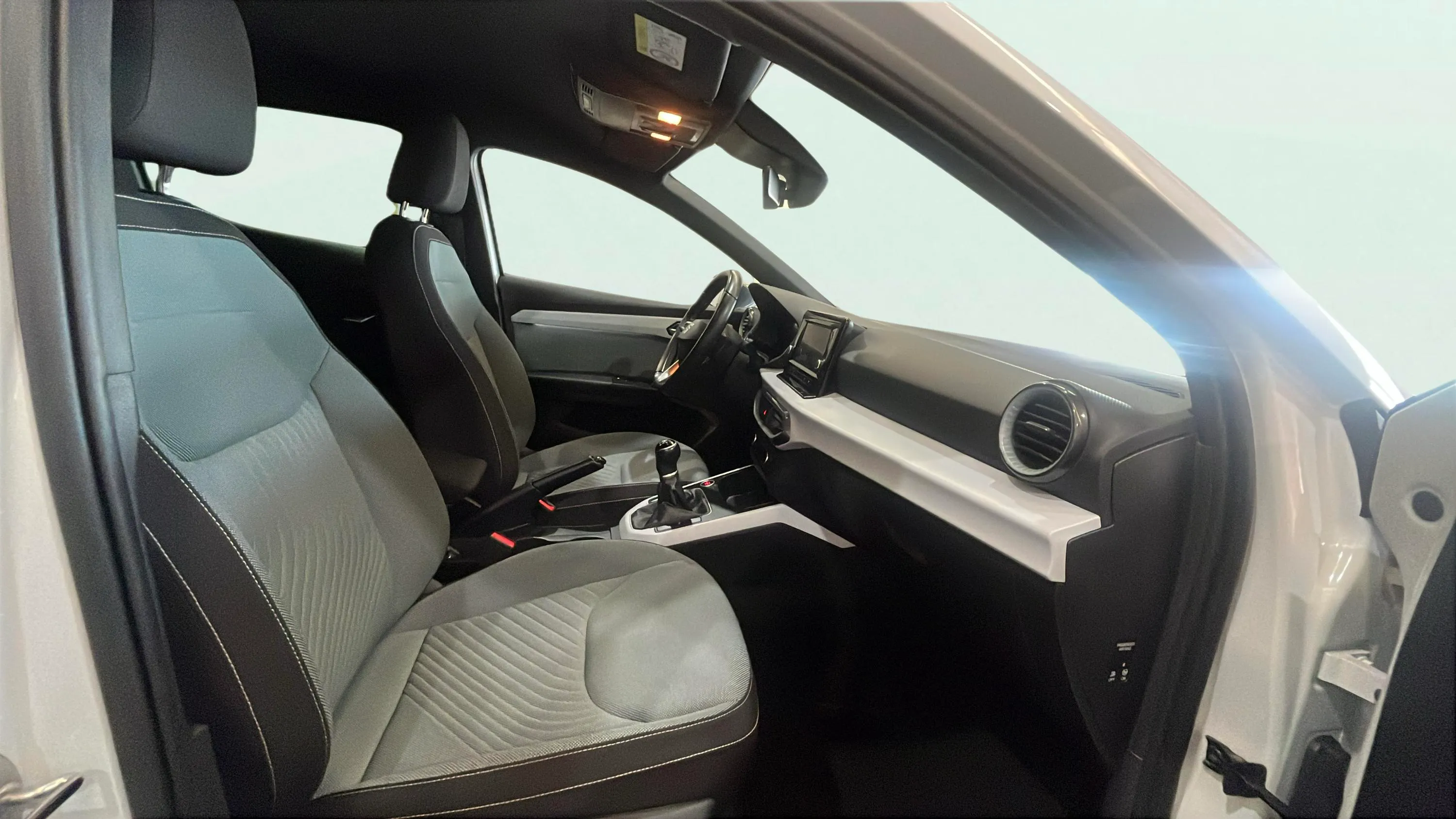 SEAT Ibiza 1.0 TSI Special Edition - foto 12