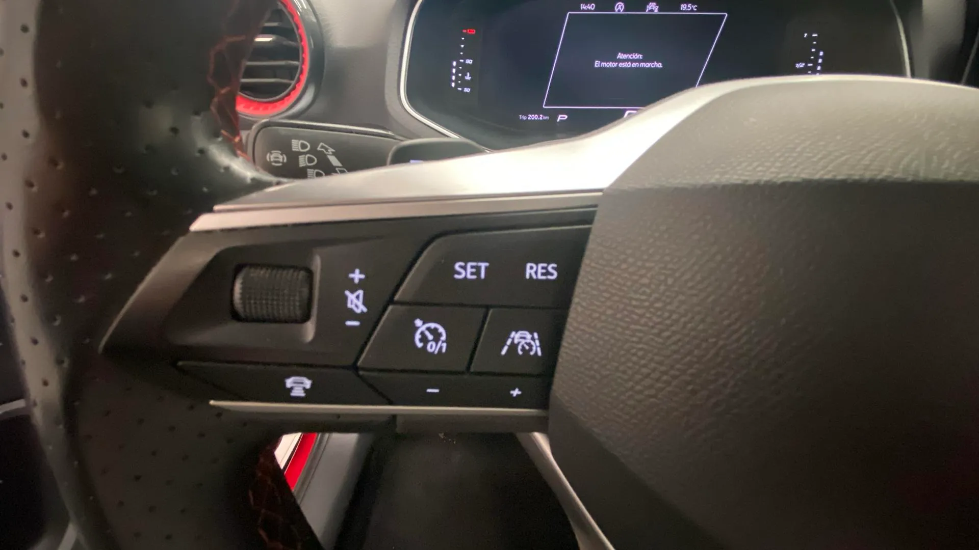 SEAT Arona 1.5 TSI DSG FR - foto 14