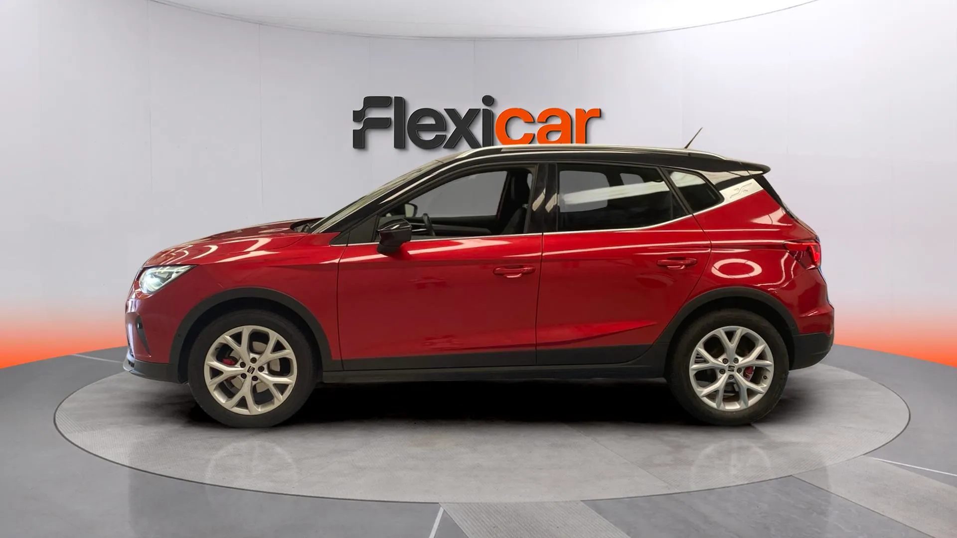 SEAT Arona 1.5 TSI DSG FR - foto 4