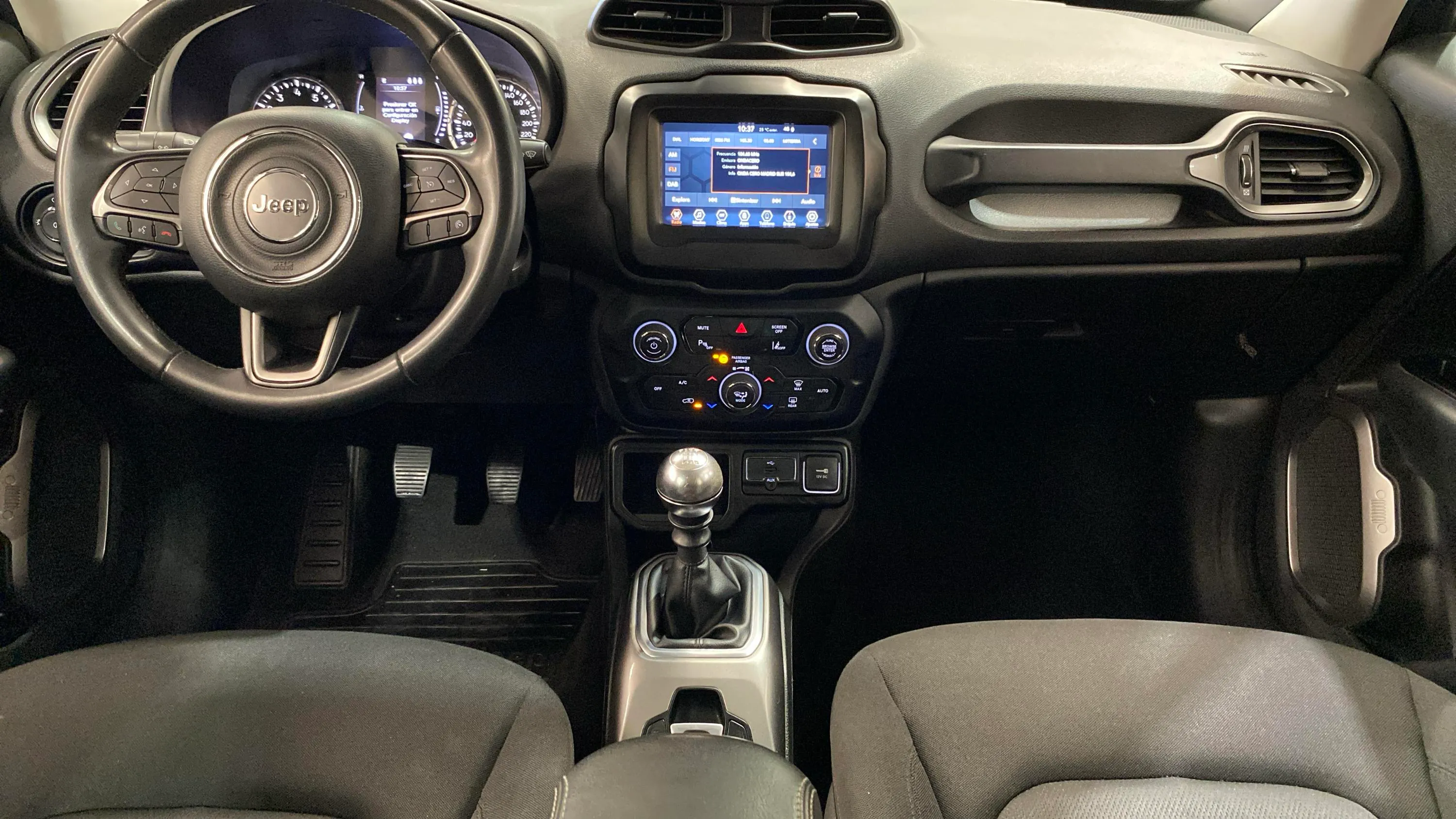 Jeep Renegade Longitude 1.0G 4x2 - foto 23