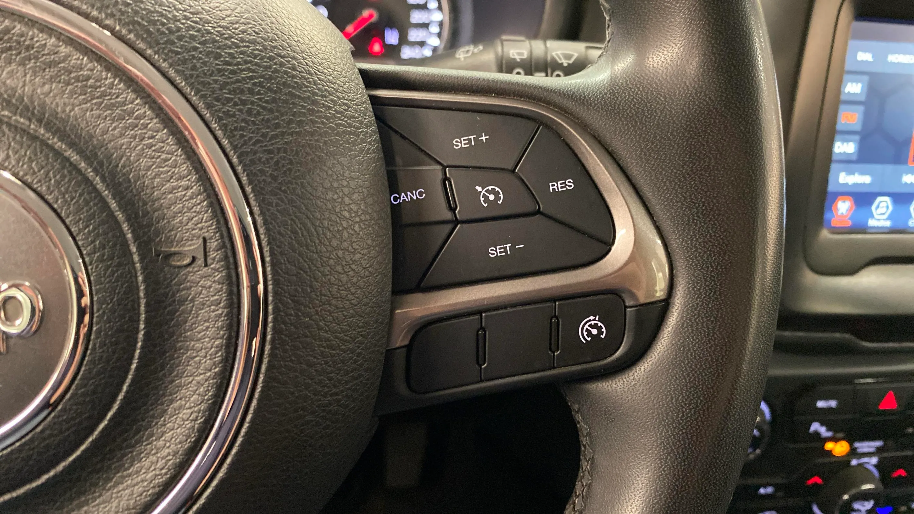 Jeep Renegade Longitude 1.0G 4x2 - foto 19