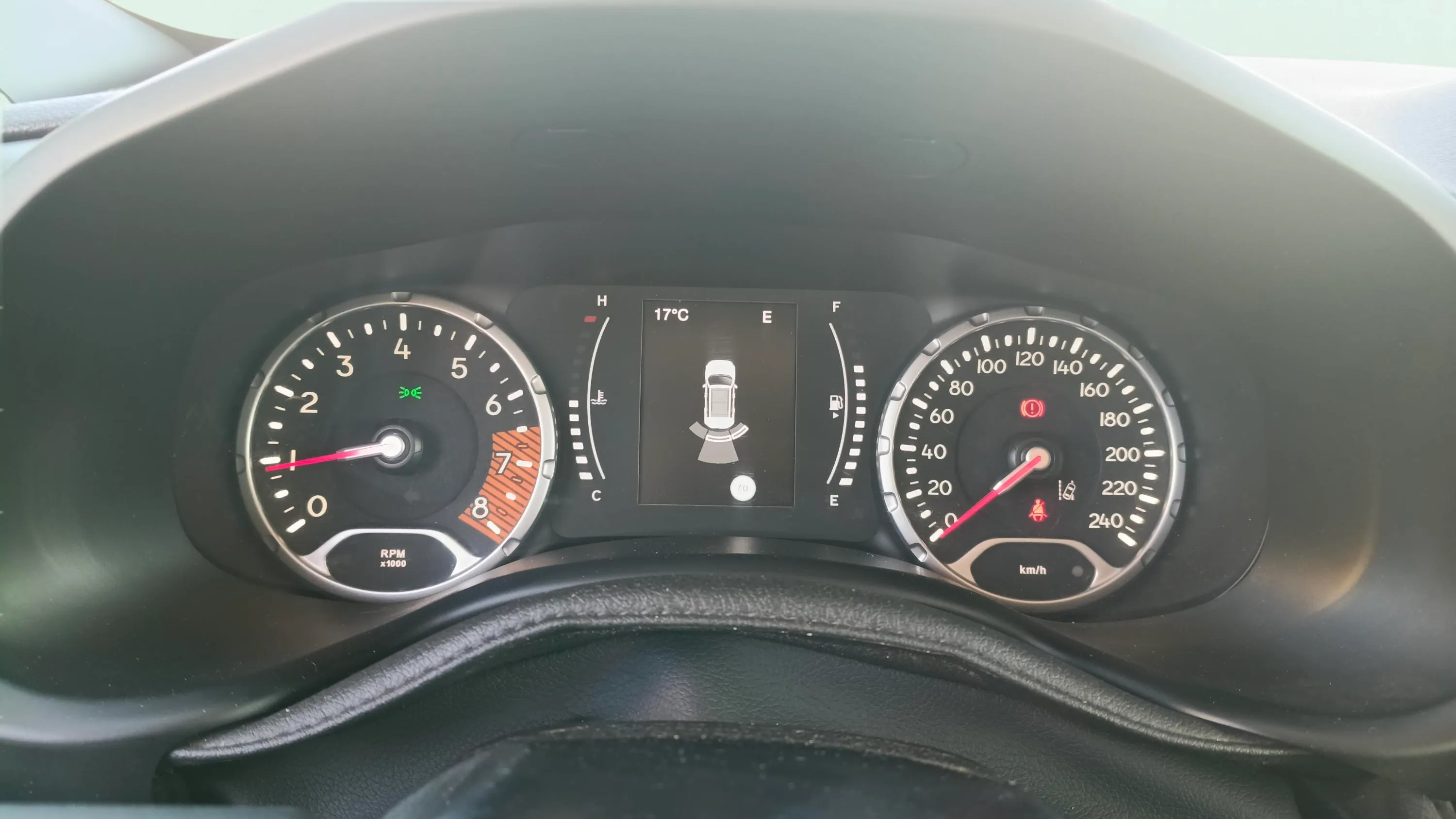 Jeep Renegade Longitude 1.0G 4x2 - foto 21