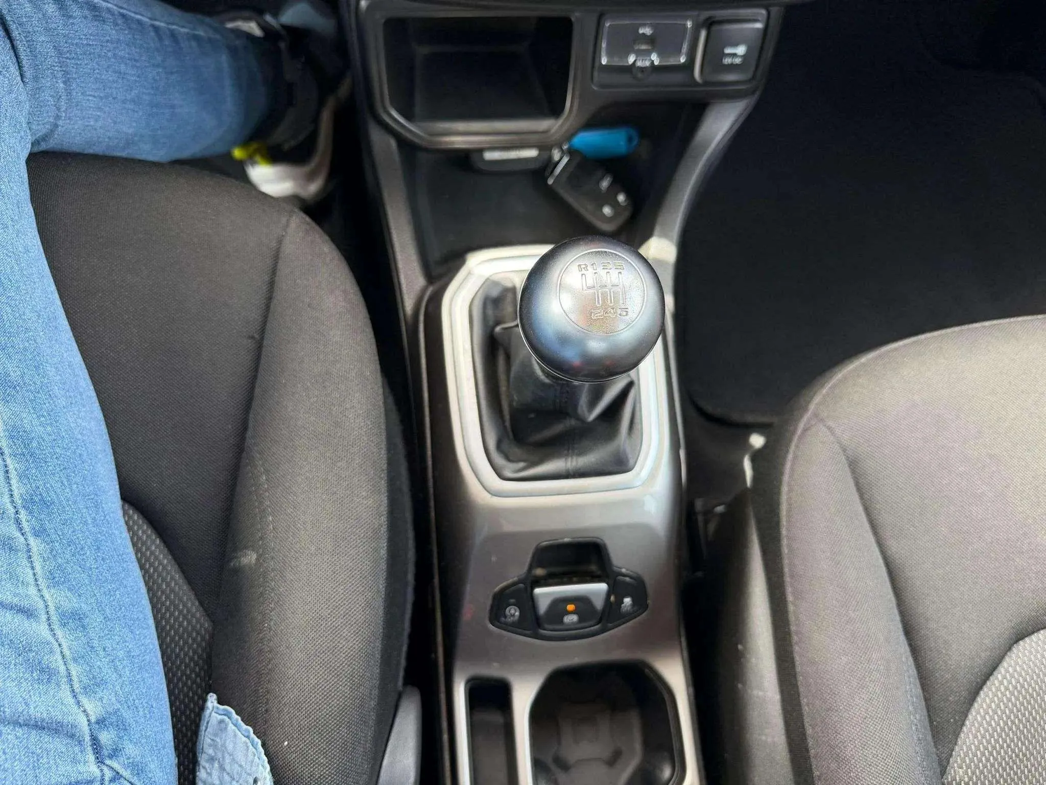 Jeep Renegade Longitude 1.0G 4x2 - foto 15