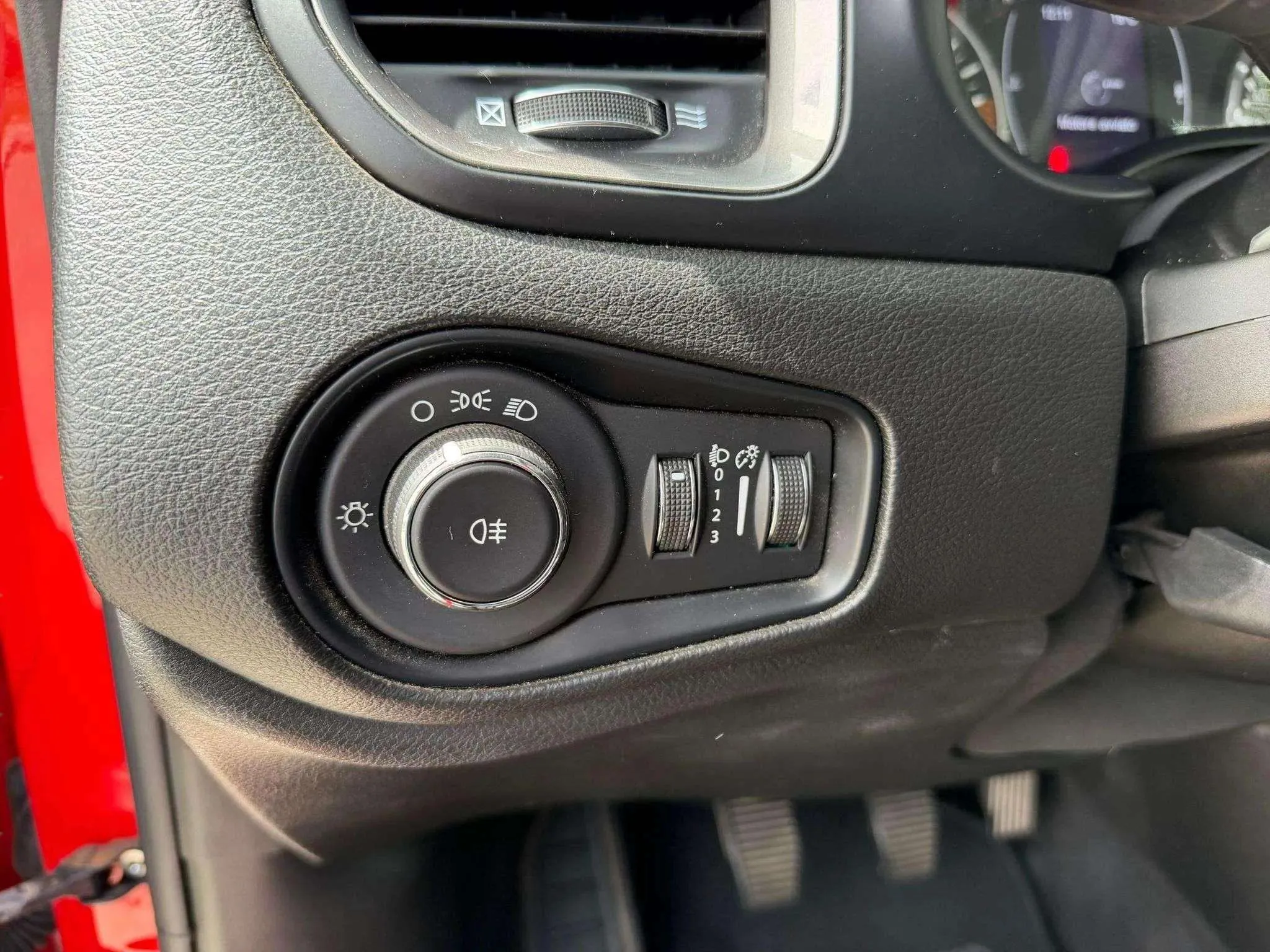 Jeep Renegade Longitude 1.0G 4x2 - foto 11