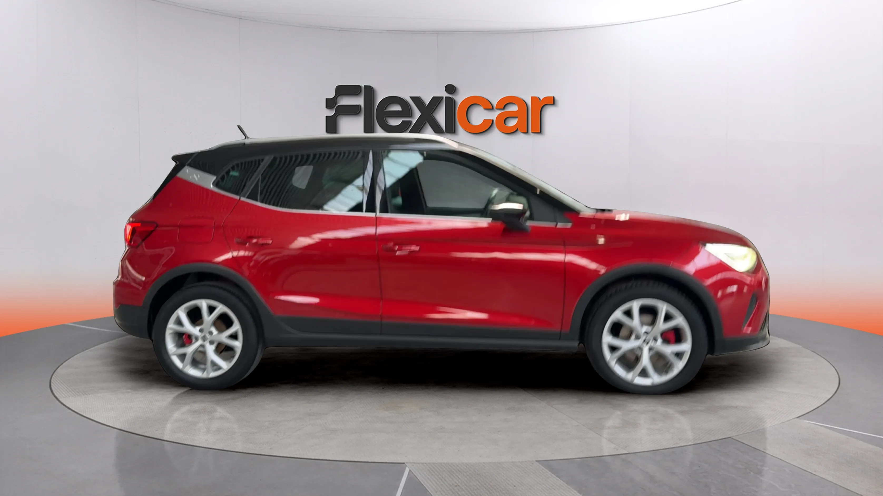SEAT Arona 1.5 TSI DSG FR - foto 8