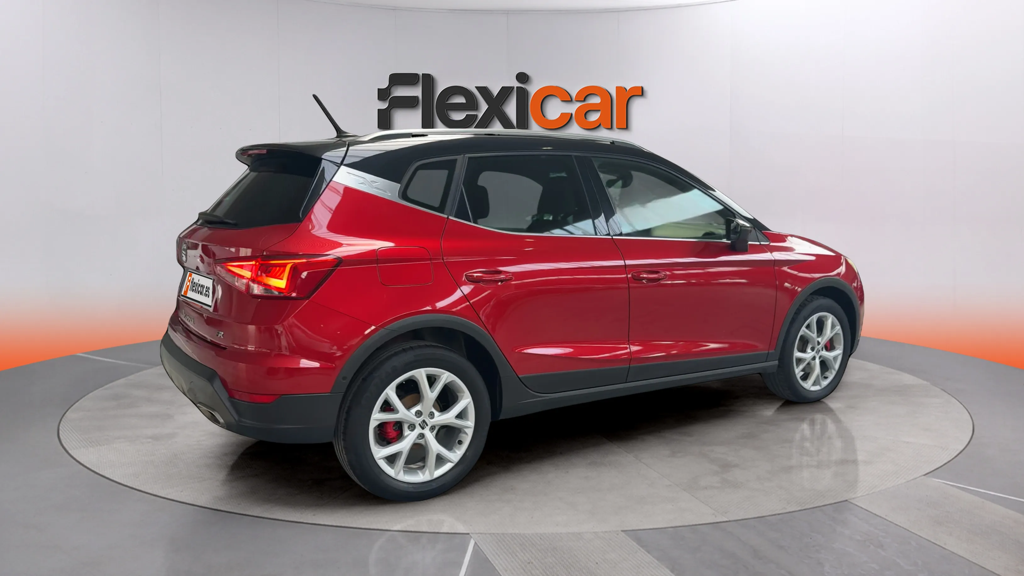 SEAT Arona 1.5 TSI DSG FR - foto 7
