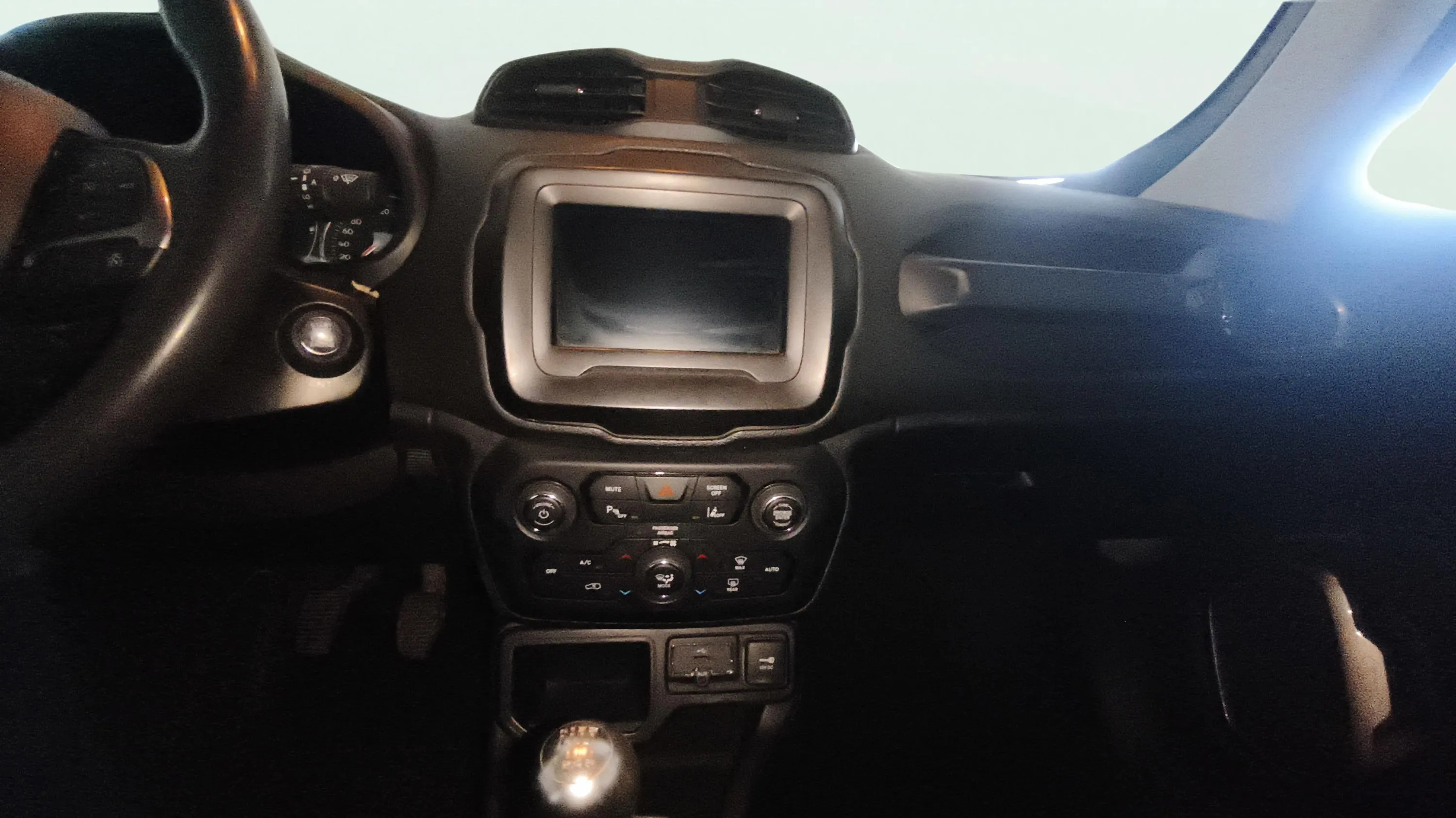 Jeep Renegade Longitude 1.0G 4x2 - foto 11