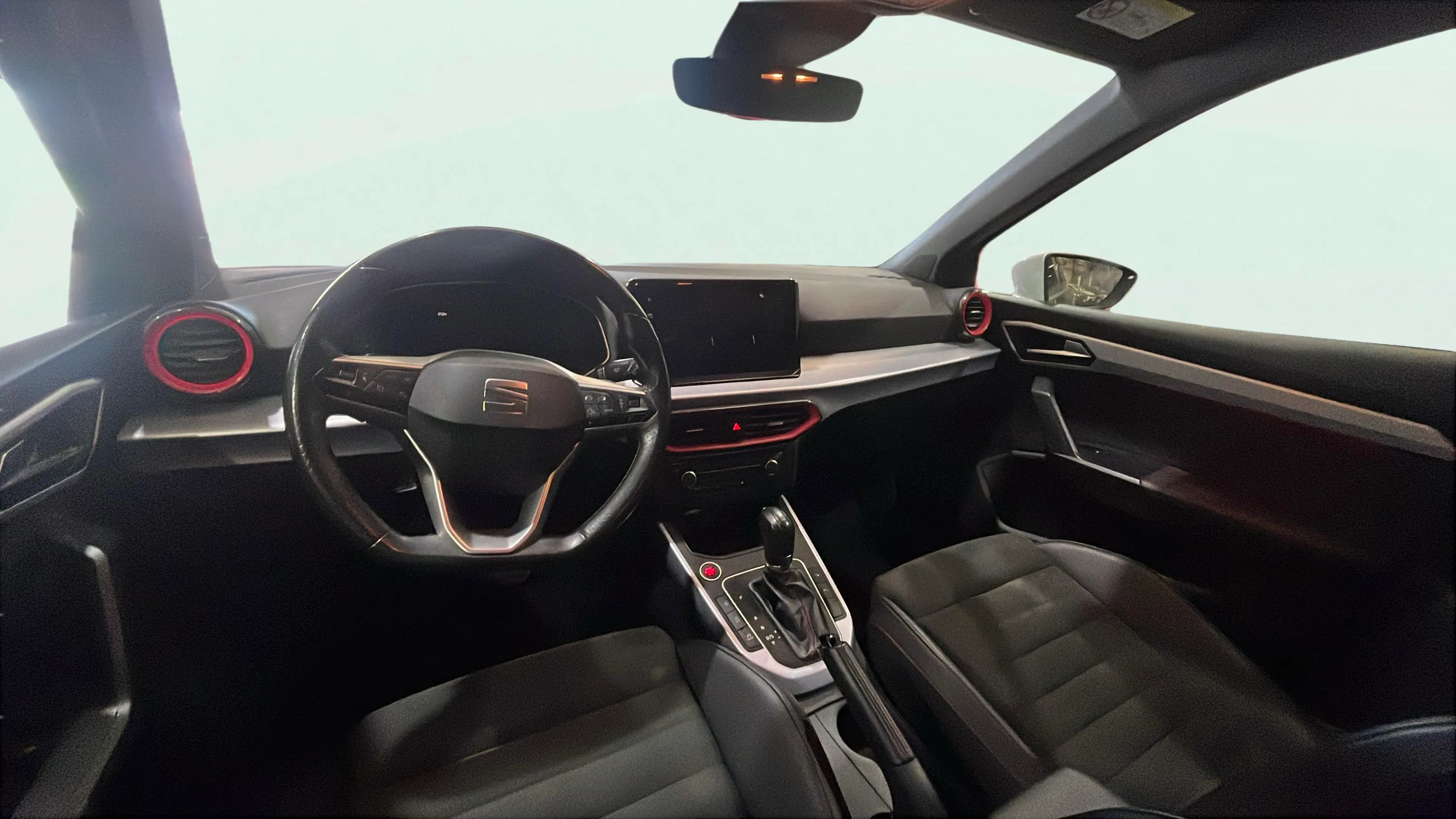 SEAT Arona 1.5 TSI DSG FR XL - foto 11