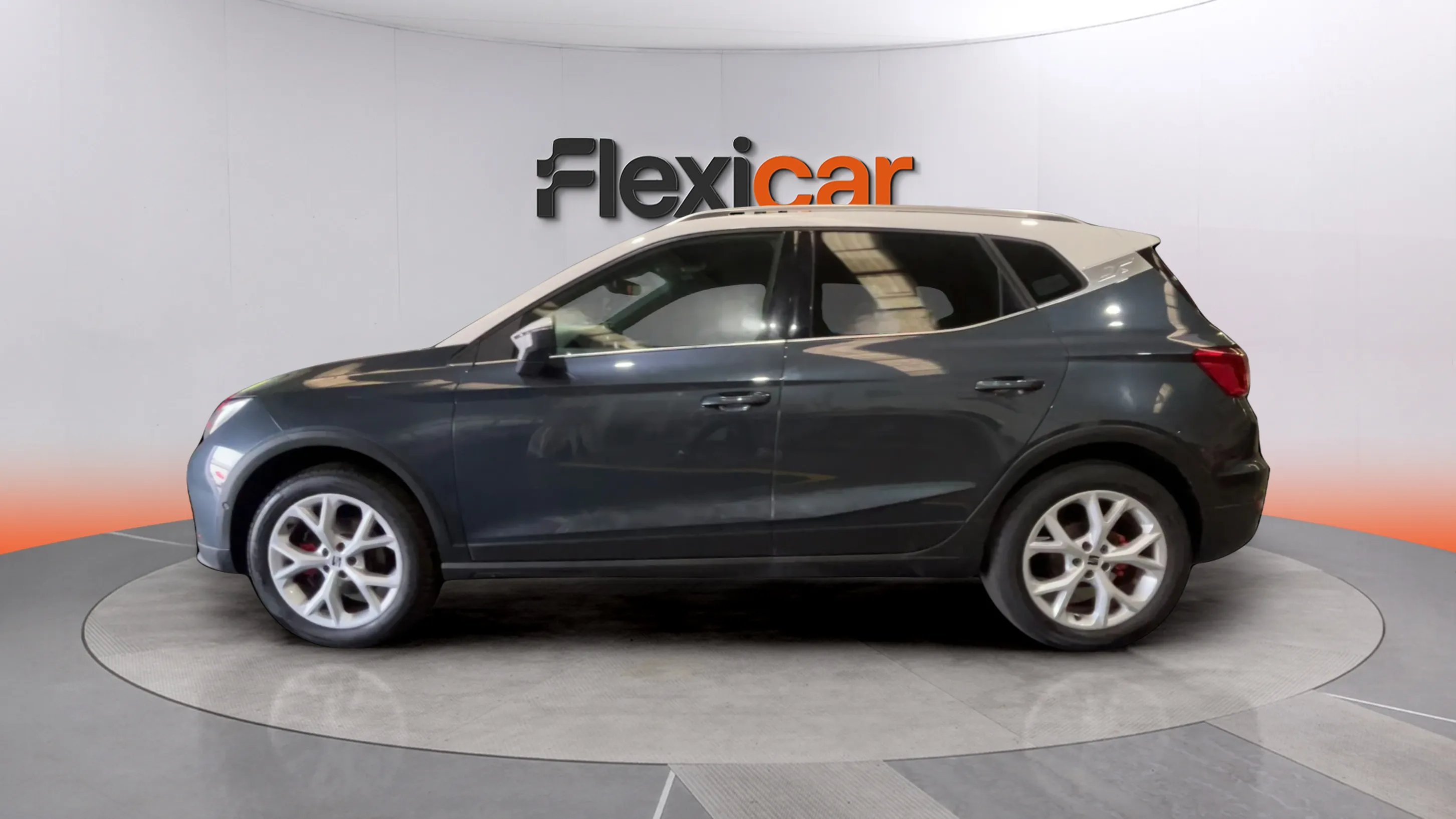 SEAT Arona 1.5 TSI DSG FR XL - foto 4