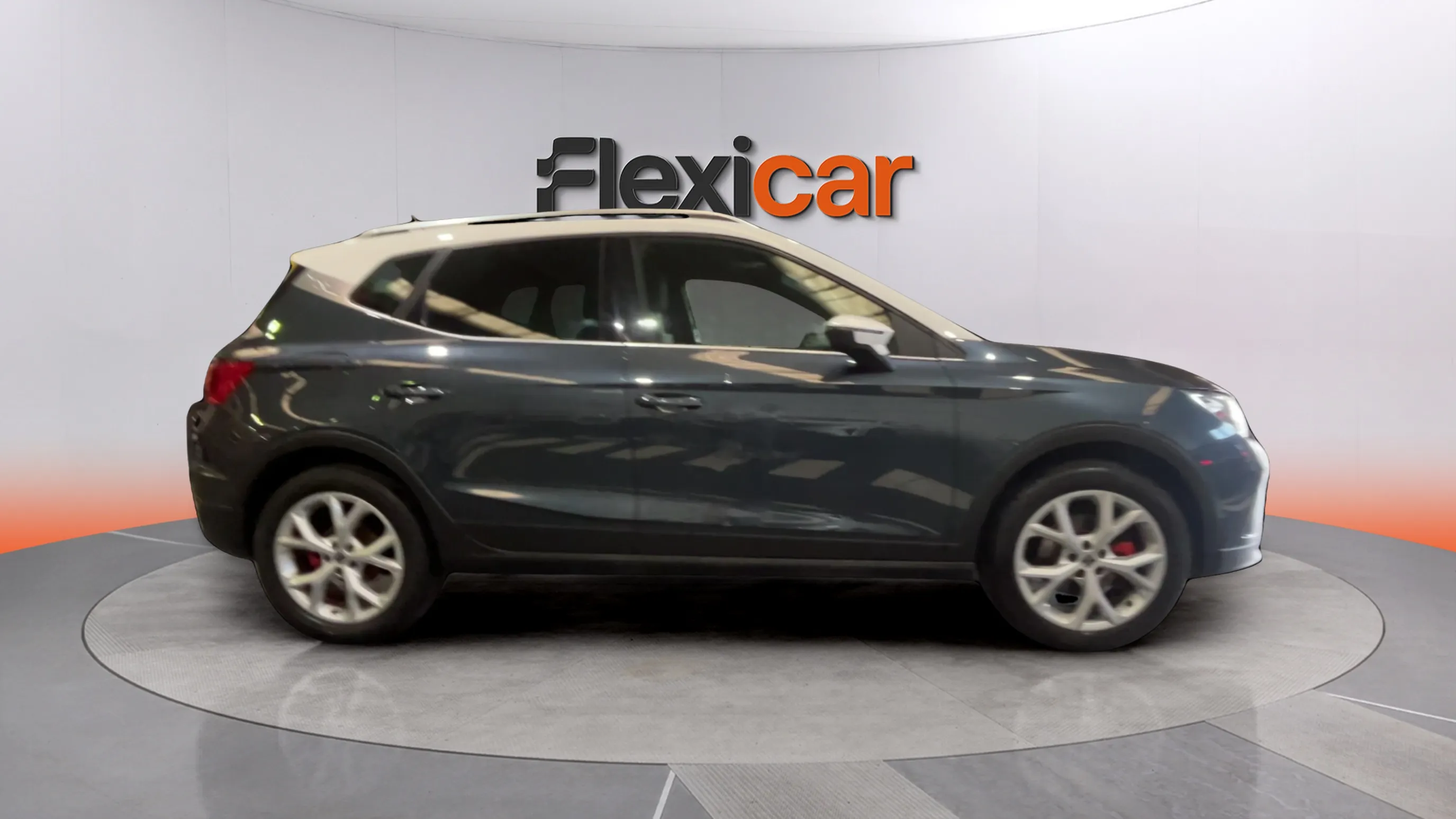 SEAT Arona 1.5 TSI DSG FR XL - foto 8