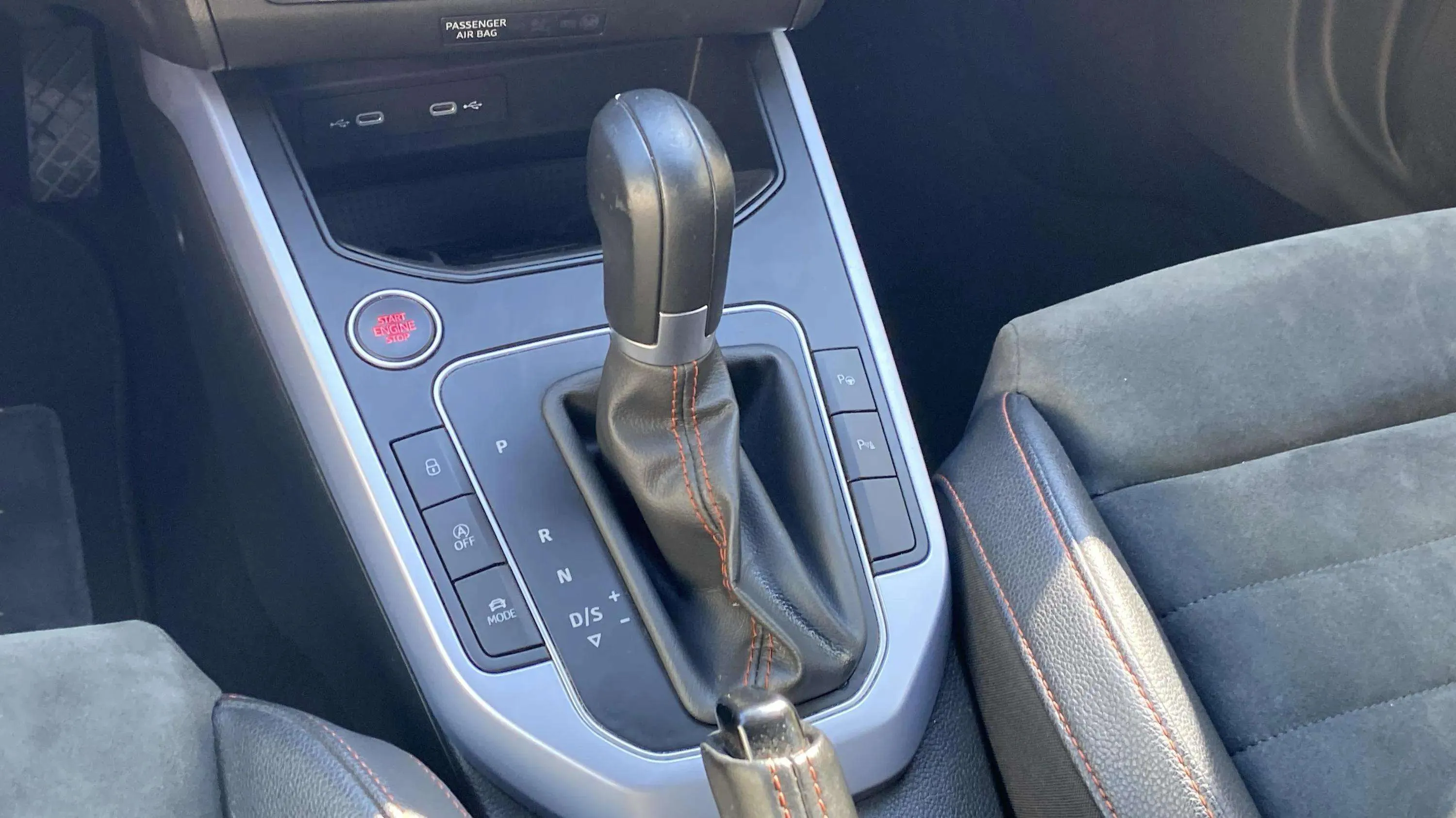 SEAT Arona 1.5 TSI DSG FR XL - foto 11