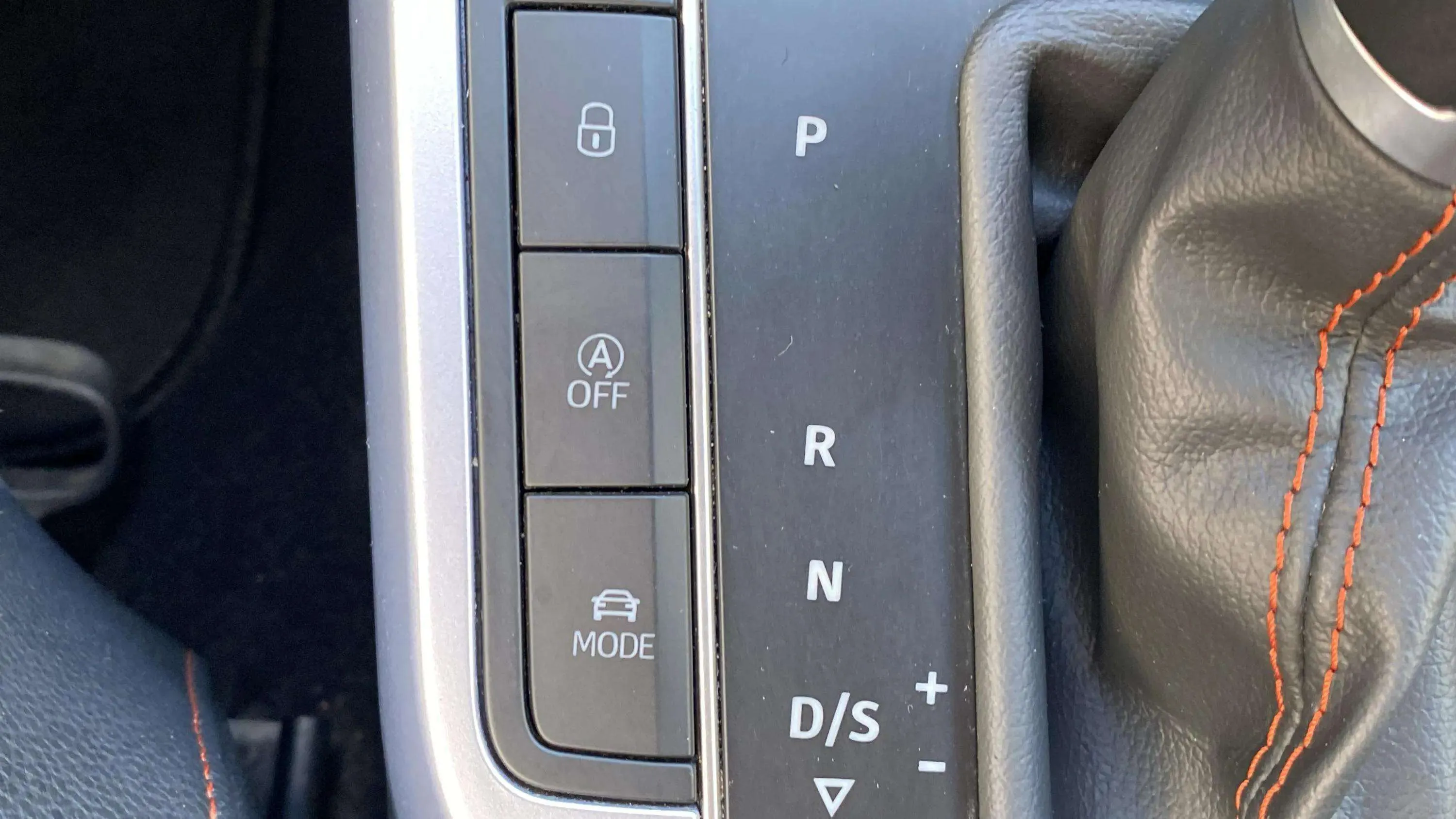 SEAT Arona 1.5 TSI DSG FR XL - foto 23