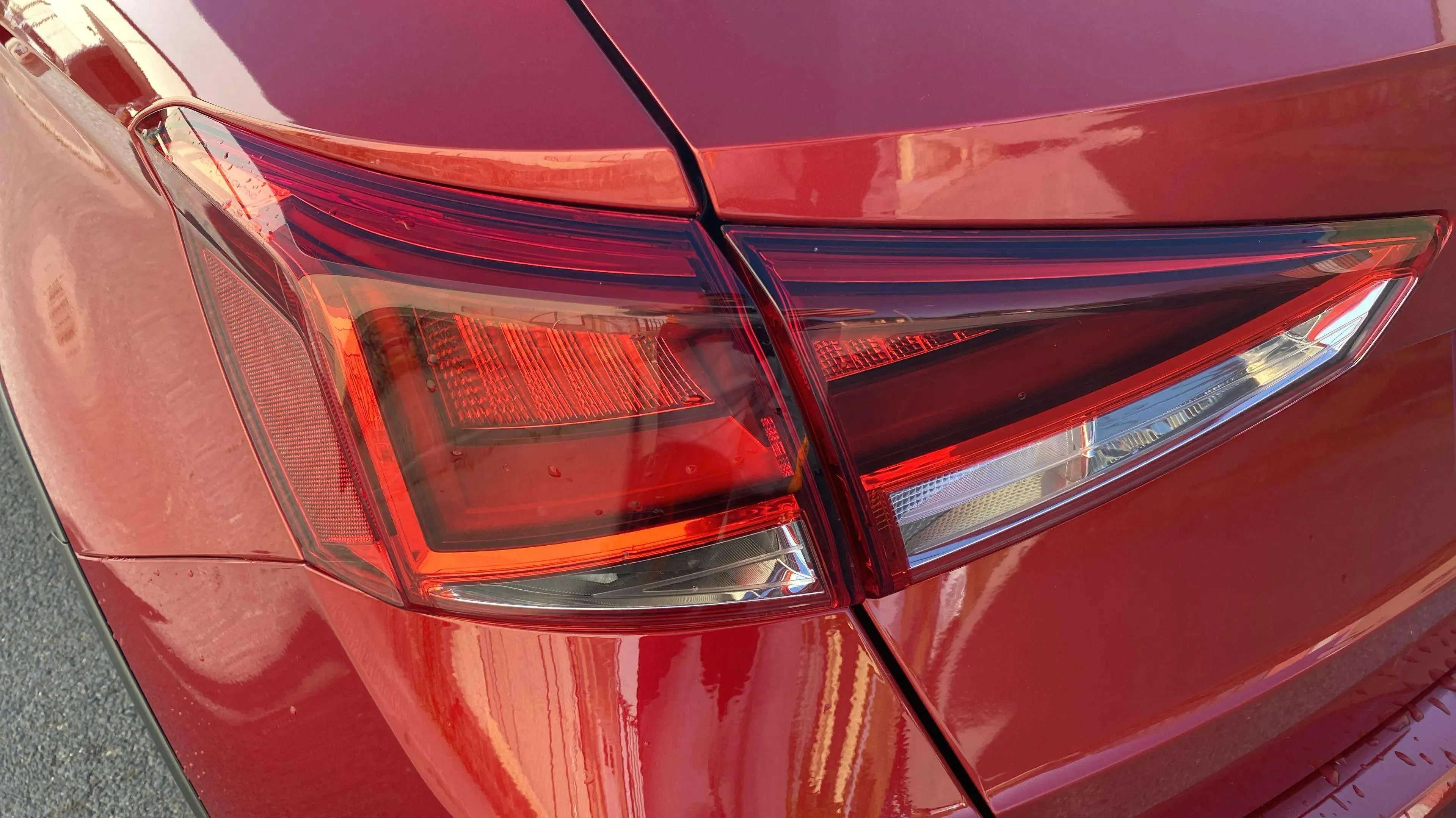 SEAT Arona 1.5 TSI DSG FR XL - foto 30