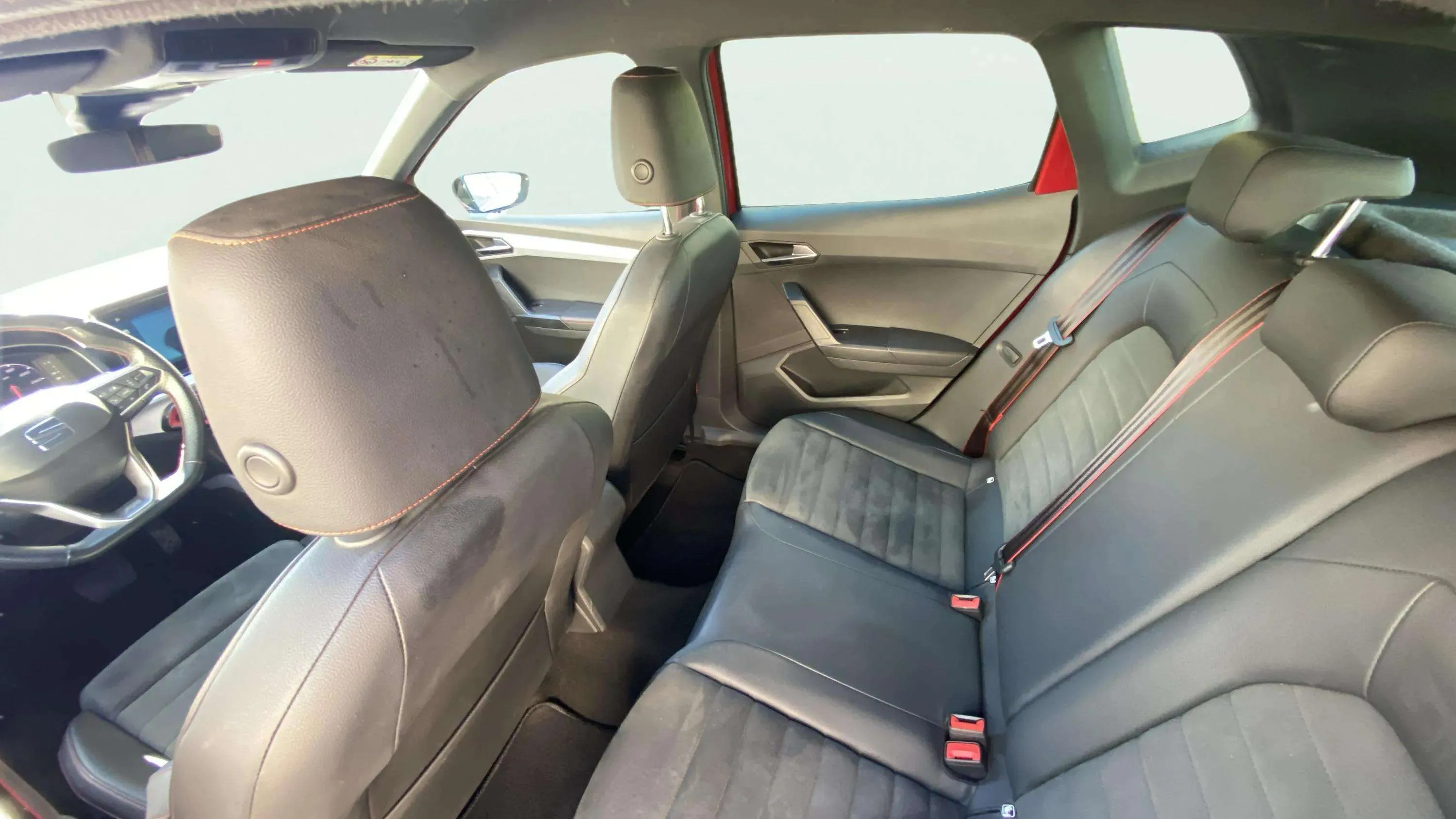 SEAT Arona 1.5 TSI DSG FR XL - foto 14