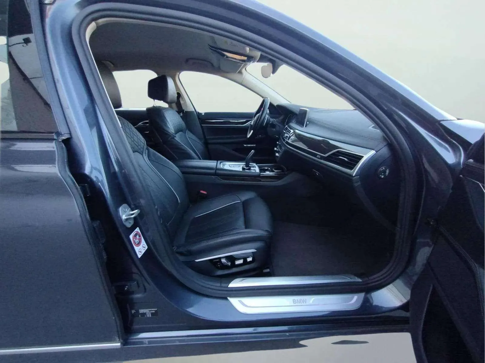 BMW Serie 7 750i - foto 7