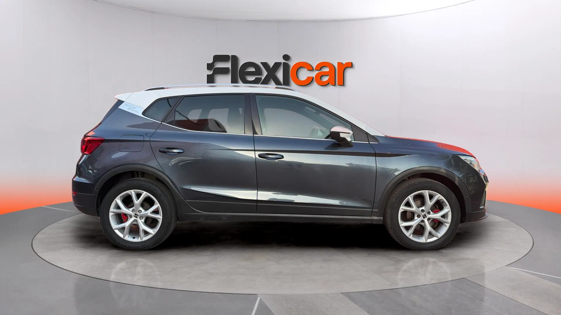 SEAT Arona 1.5 TSI DSG FR XL - foto 8