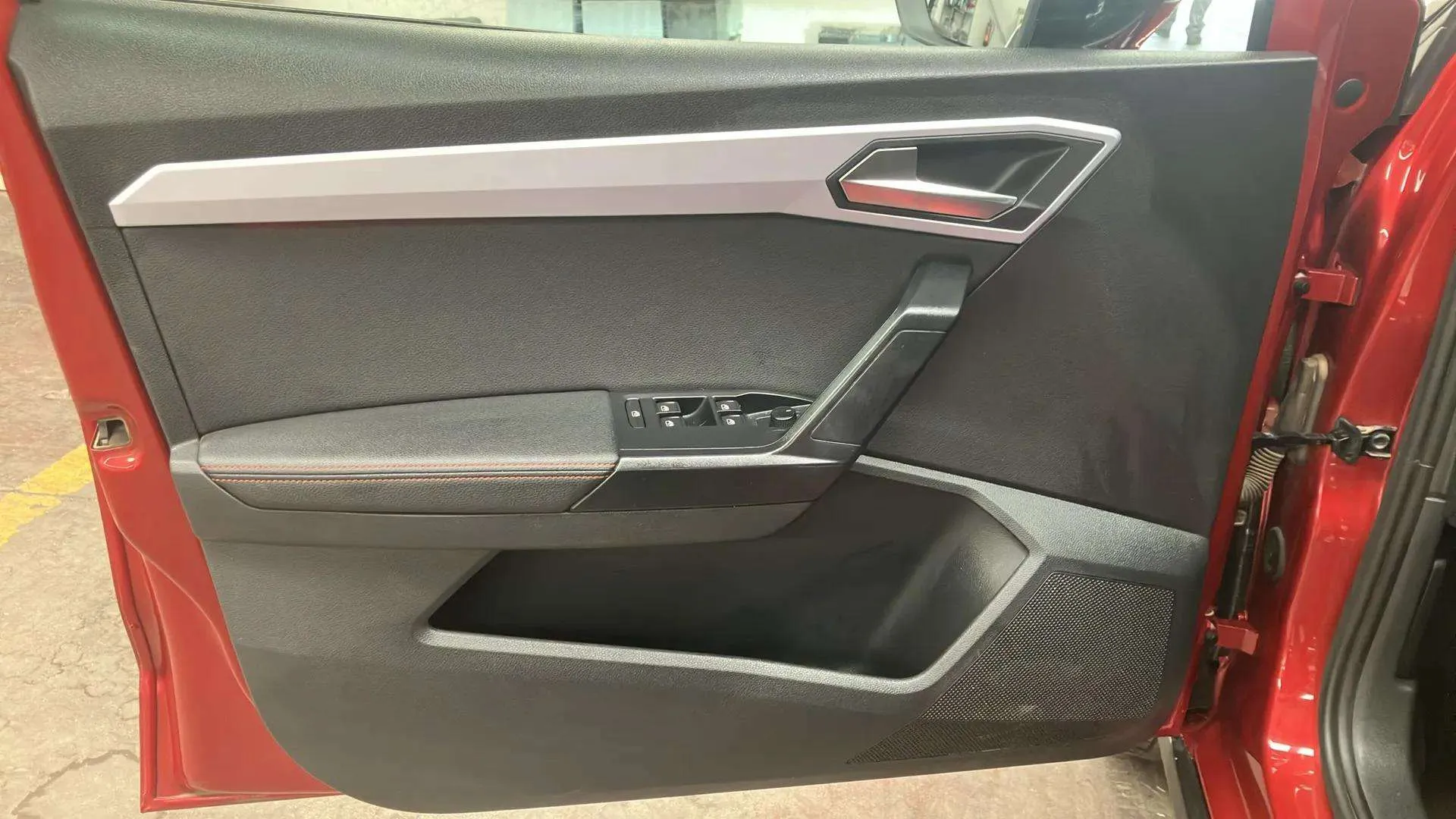 SEAT Arona 1.5 TSI DSG FR XL - foto 14